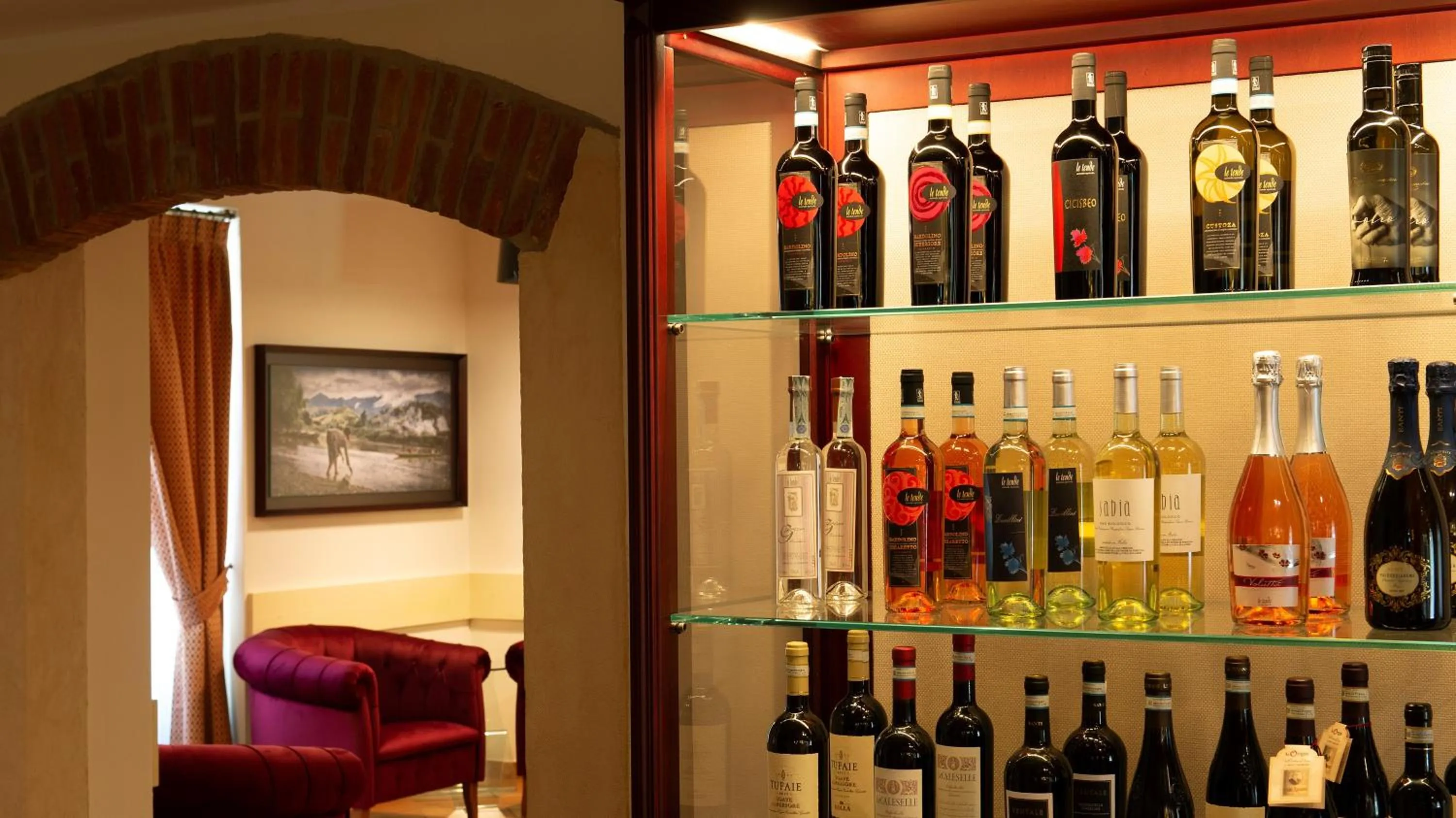 Lobby or reception in Borgo Romantico Green Relais