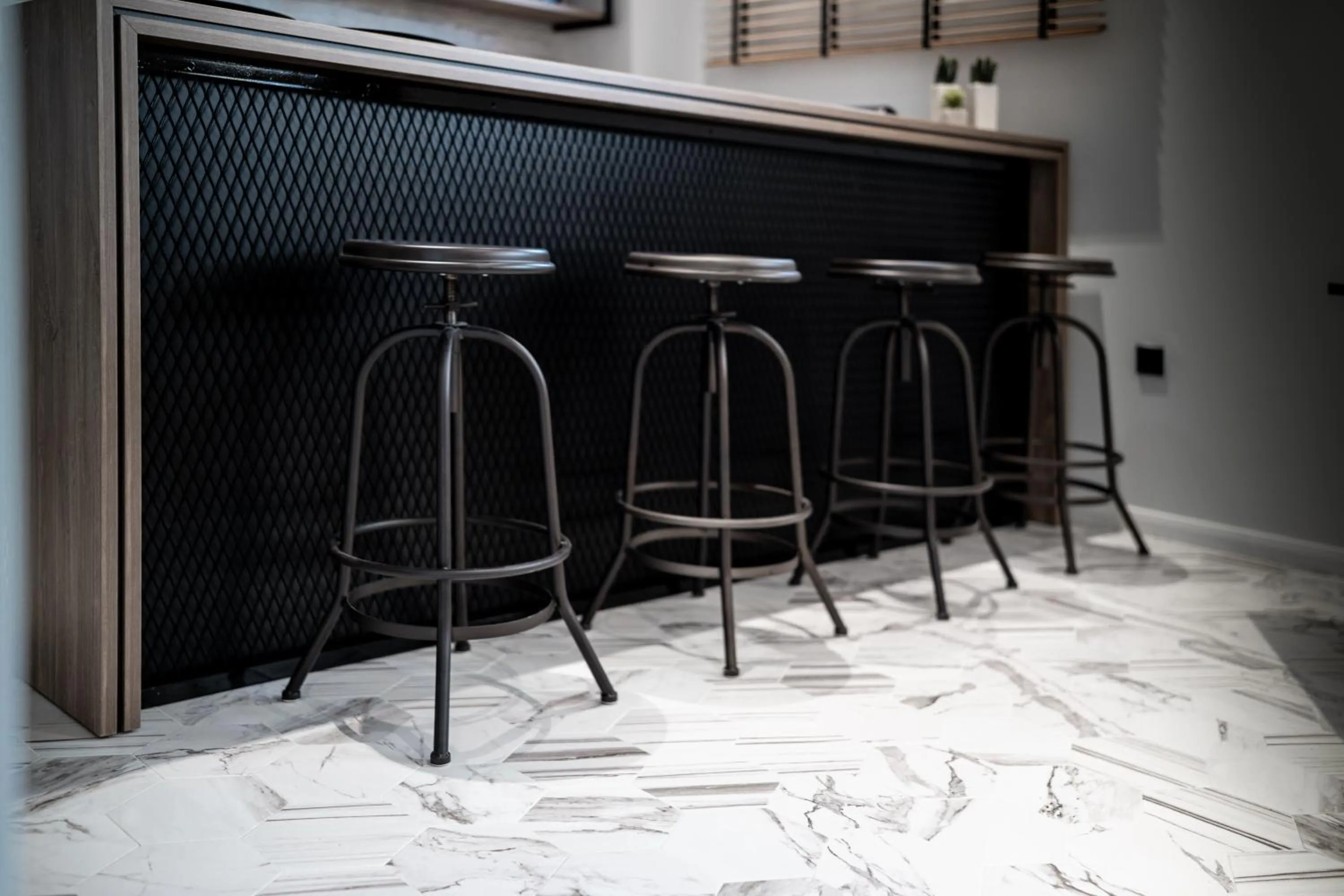 Lounge or bar in 31 Doors Hotel