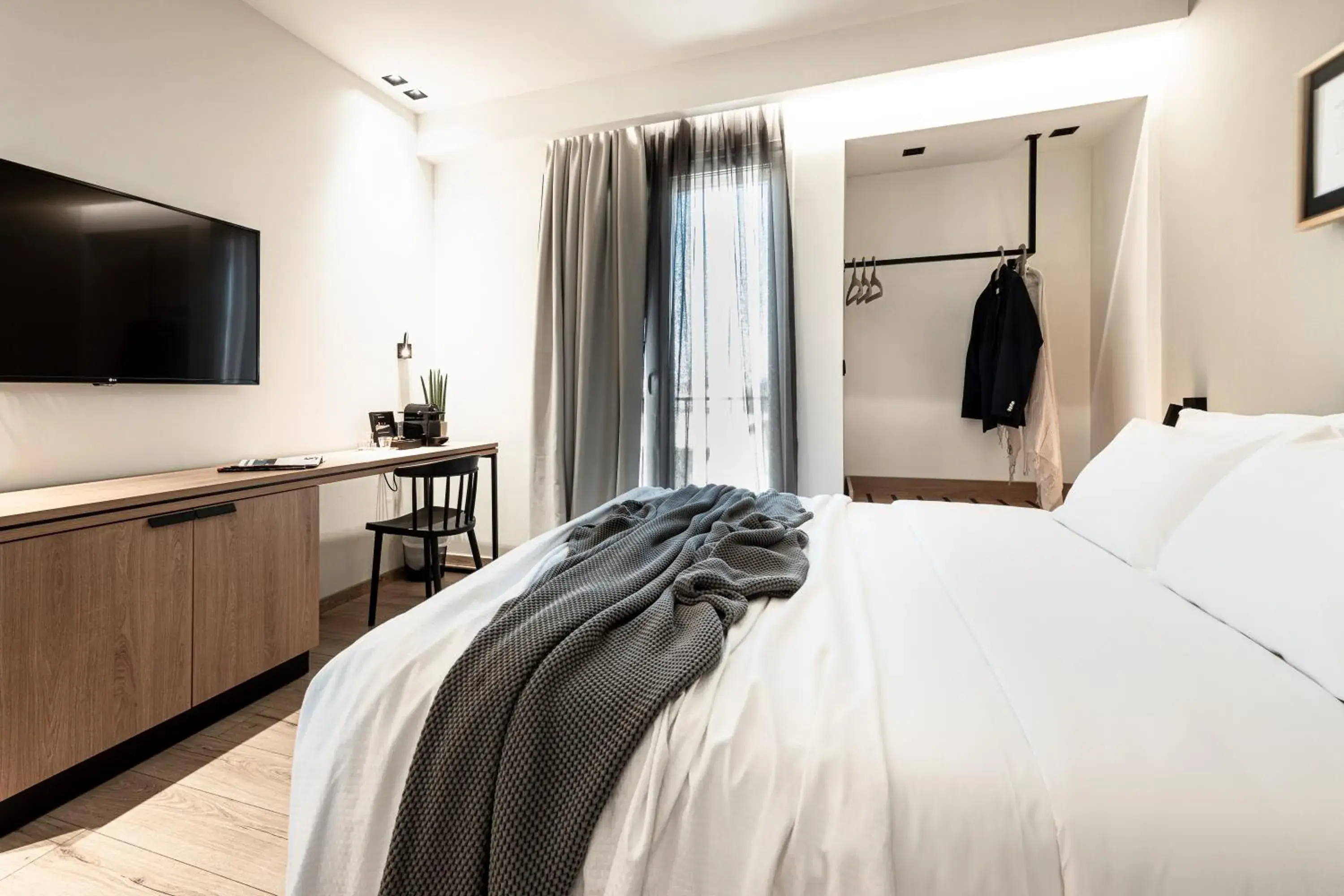 Family Suite with Sea View in 31 Doors Hotel Family Suite with Sea View in 31 Doors Hotel