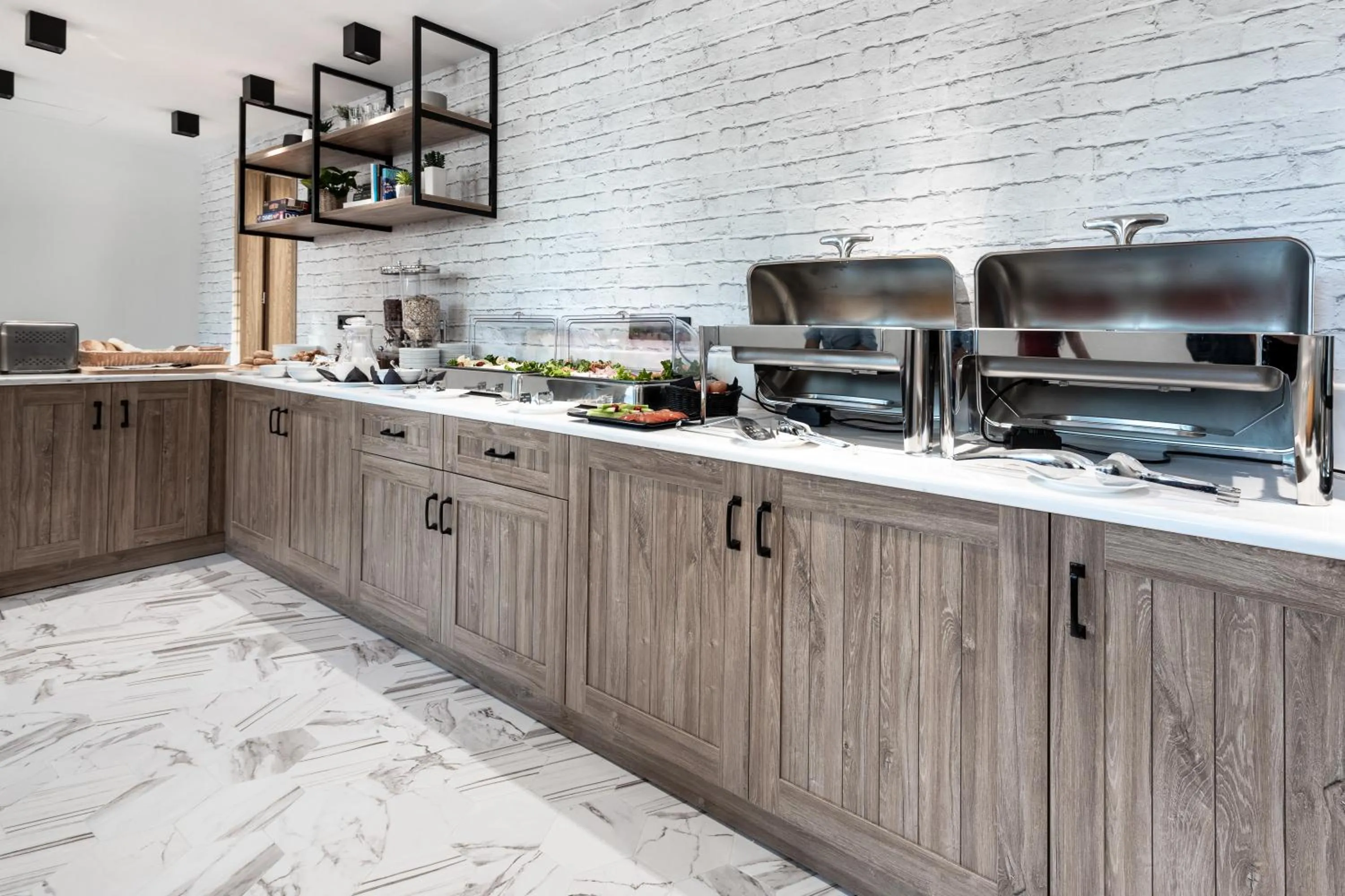 Buffet breakfast in 31 Doors Hotel