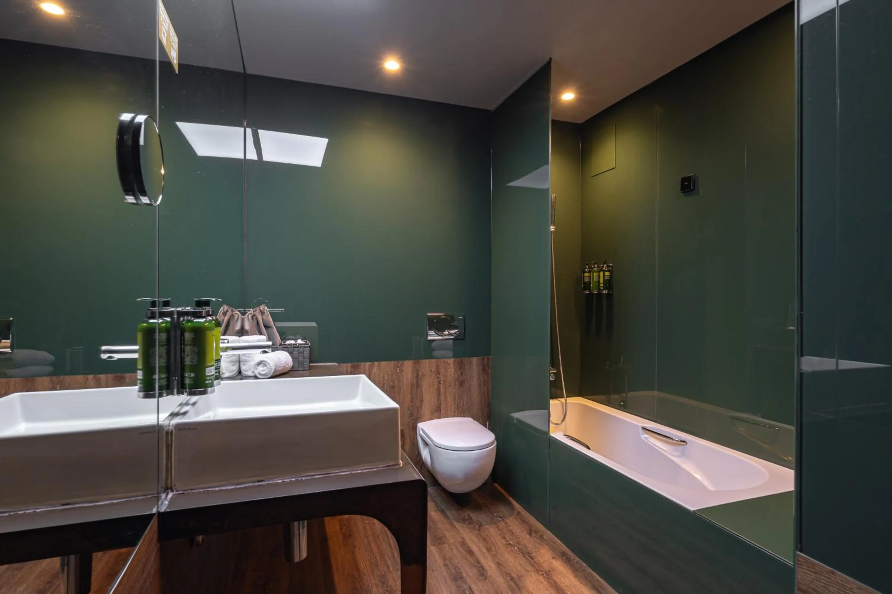Toilet in Figueira by The Beautique Hotels & Spa