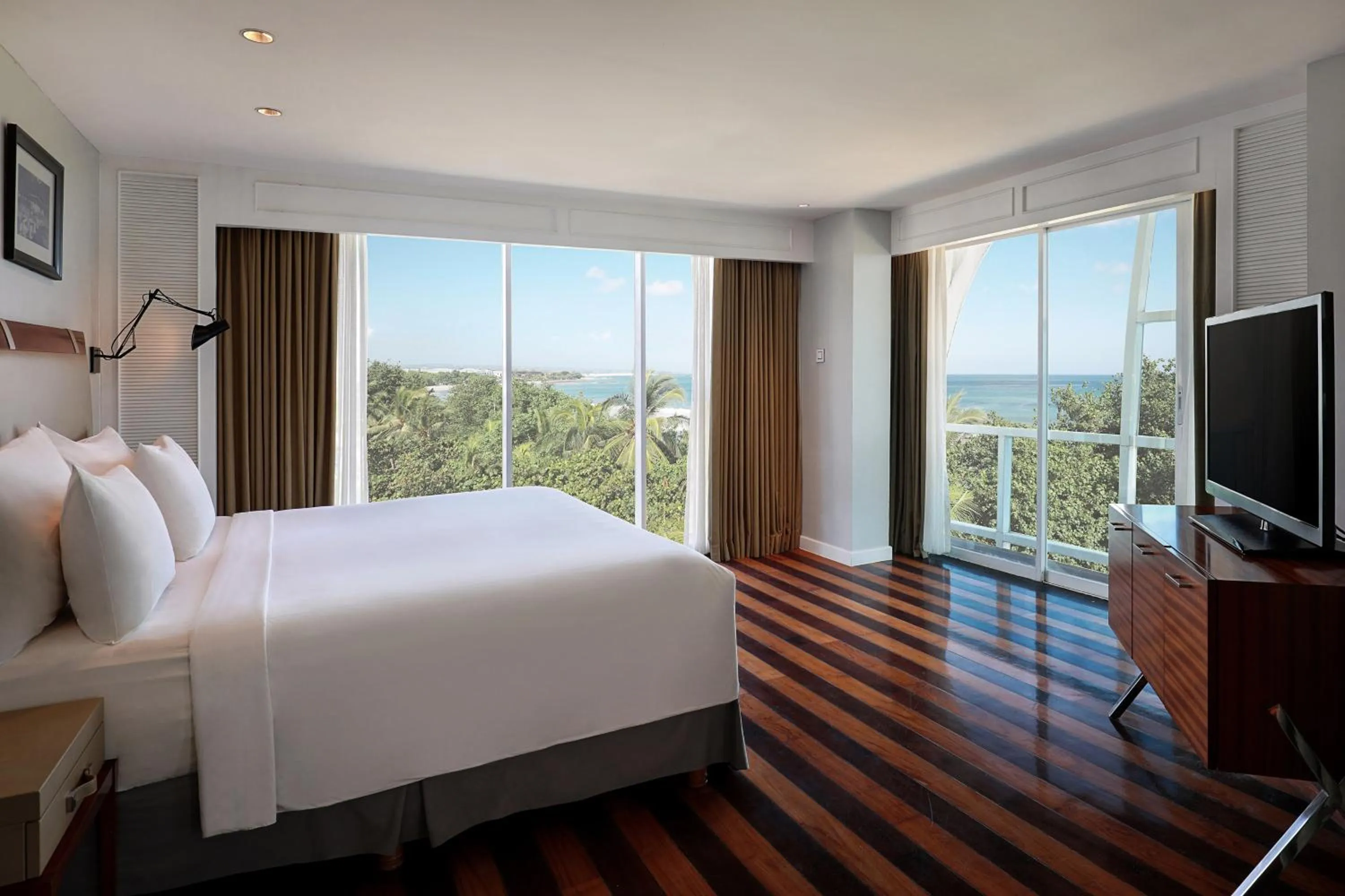 View (from property/room), Bed in The Kuta Beach Heritage Hotel - Managed by Accor
