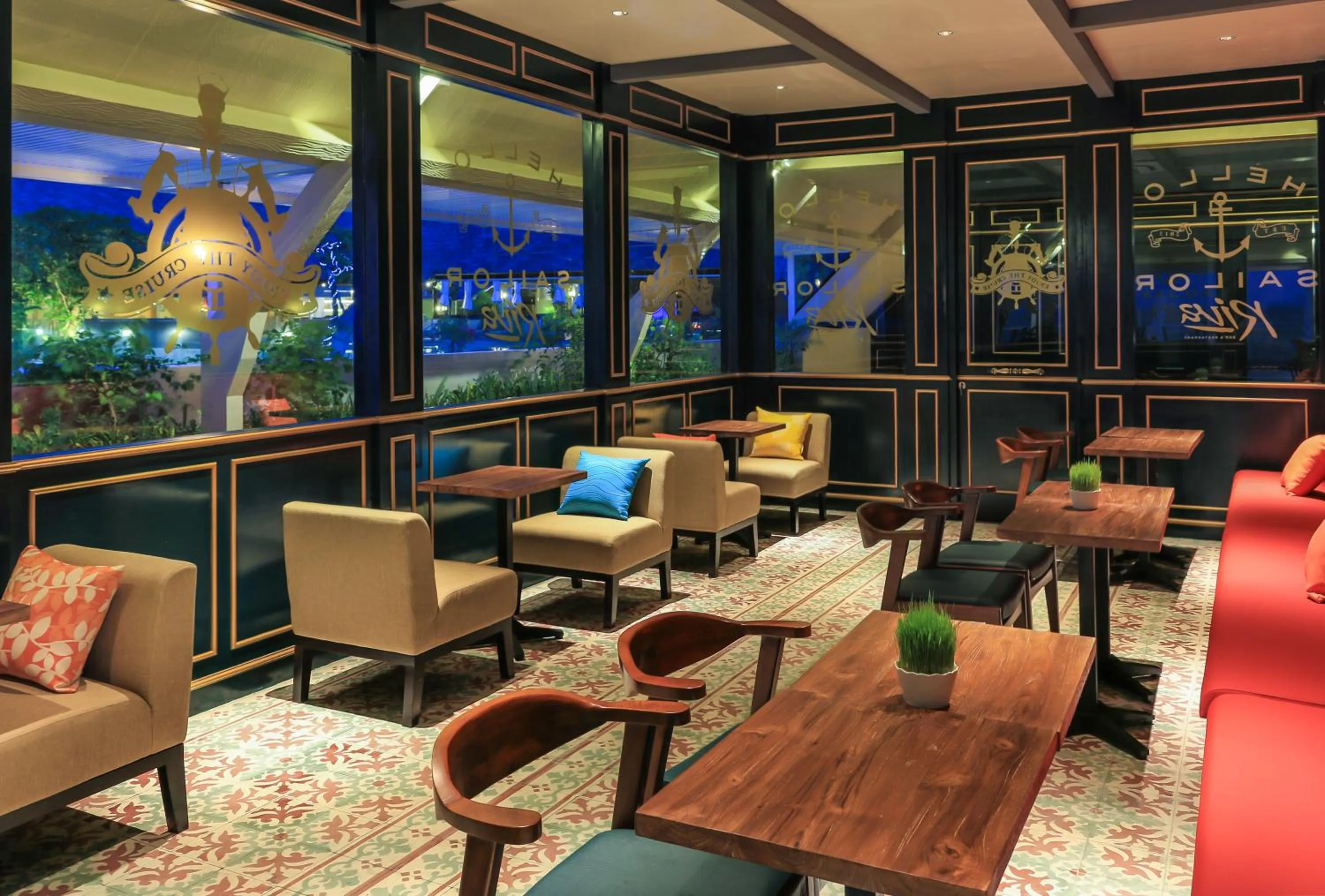 Restaurant/places to eat in The Kuta Beach Heritage Hotel - Managed by Accor