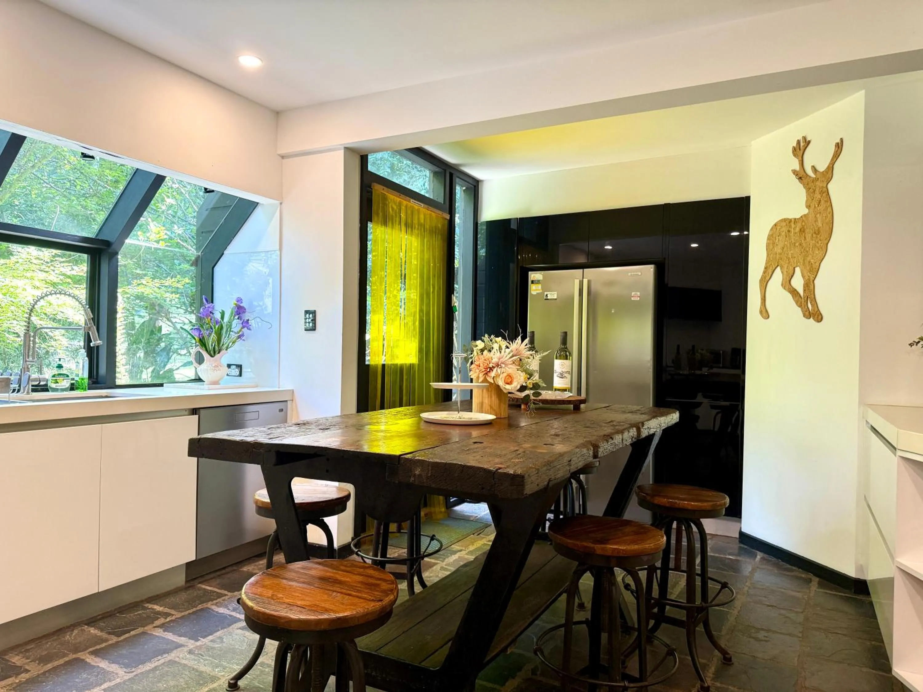 Kitchen or kitchenette in Forget Me Not Cottages