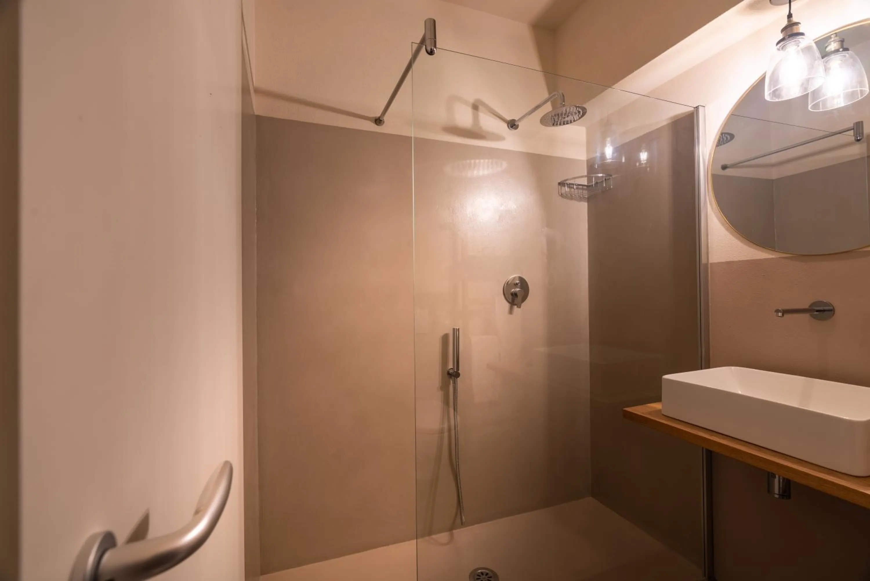 Shower in Podere Maremma Spa & Ristorante
