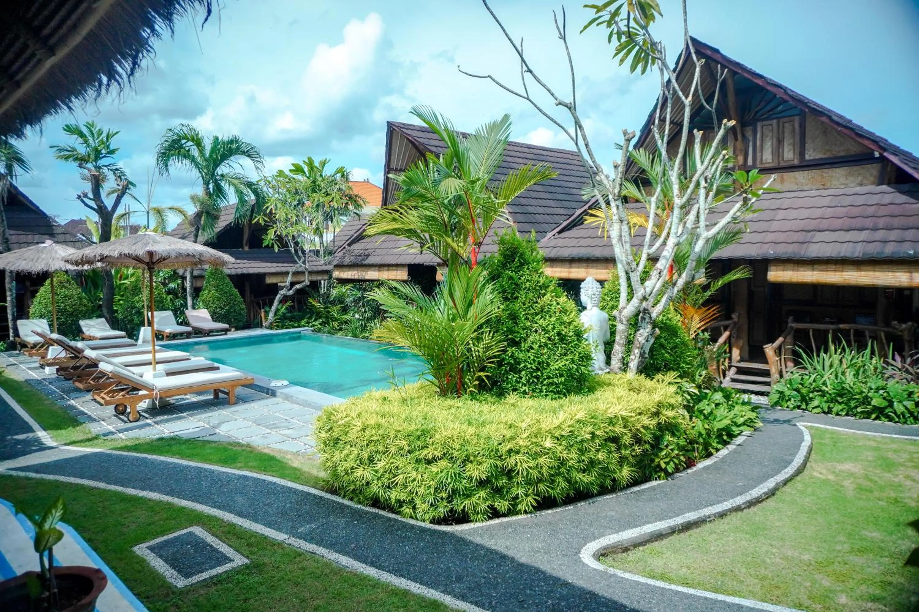 Garden in The Calmtree Bungalows