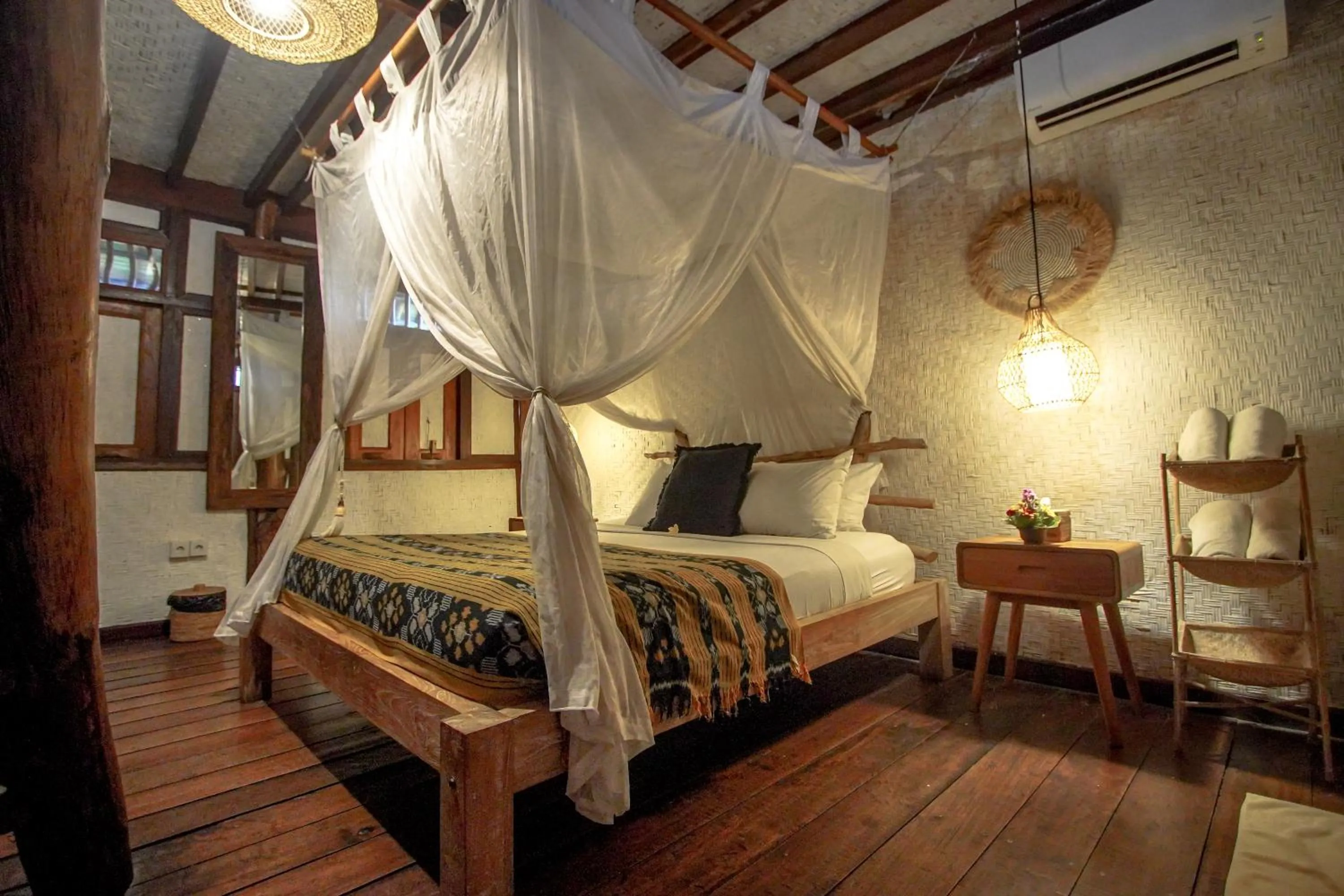 Bedroom, Bed in The Calmtree Bungalows