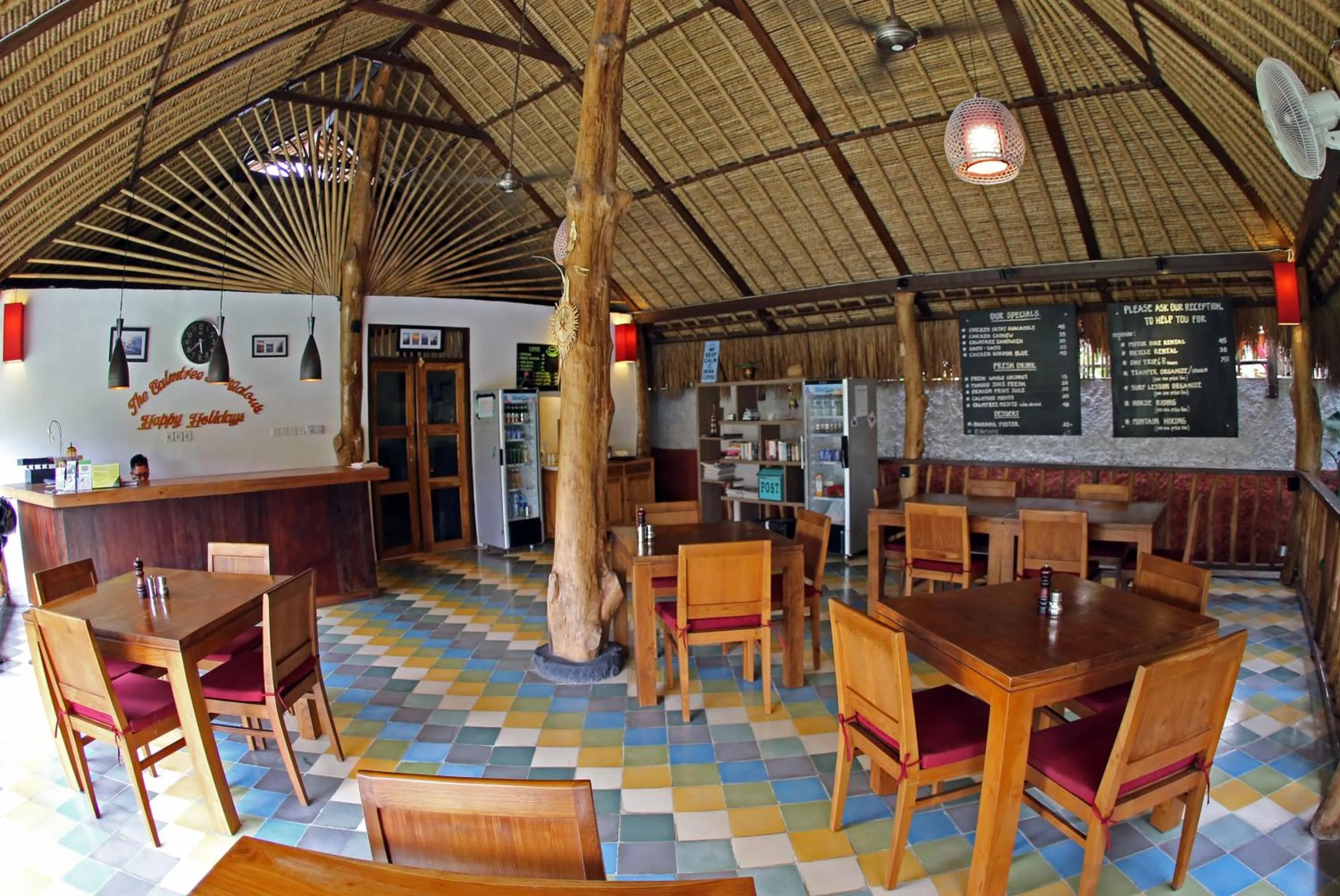 Restaurant/places to eat in The Calmtree Bungalows
