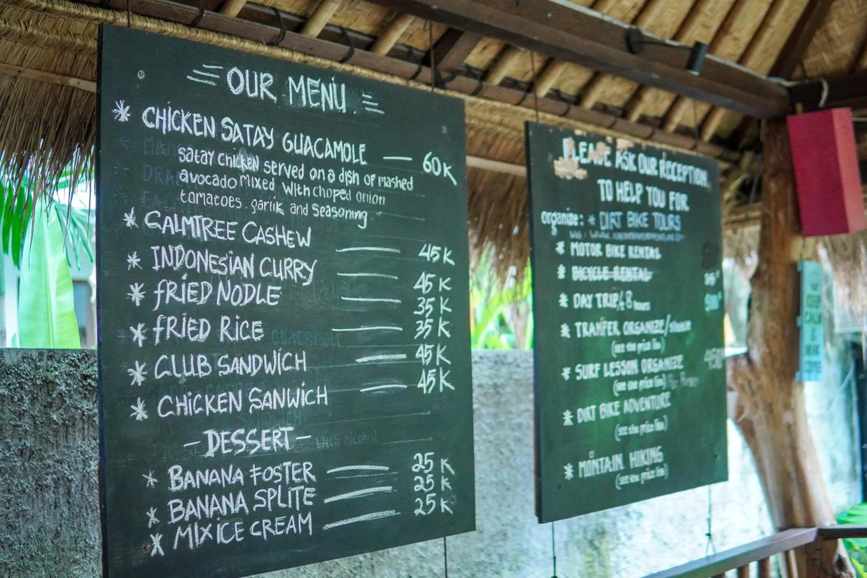 Restaurant/places to eat in The Calmtree Bungalows