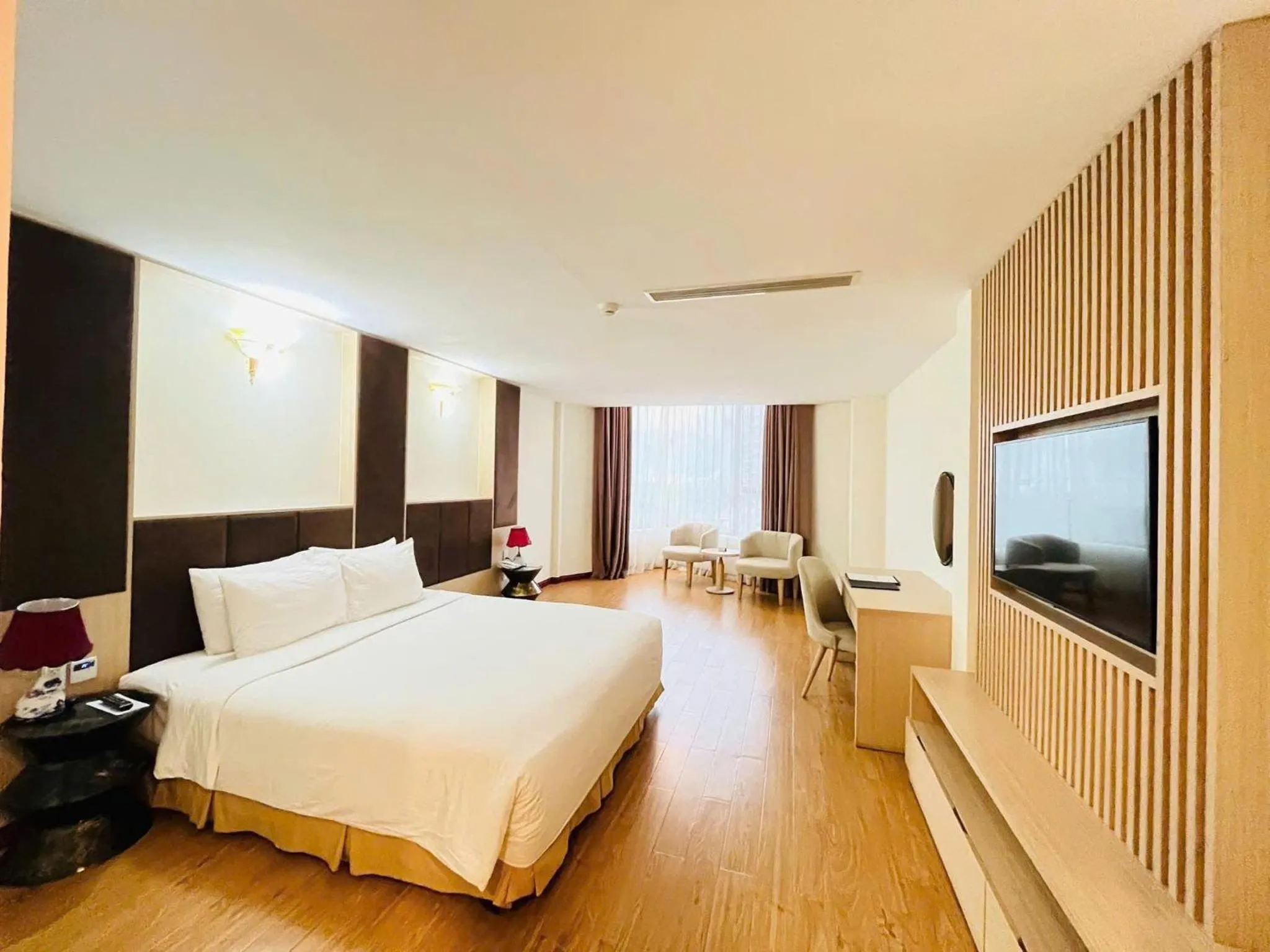 Bed in Muong Thanh Quy Nhon Hotel