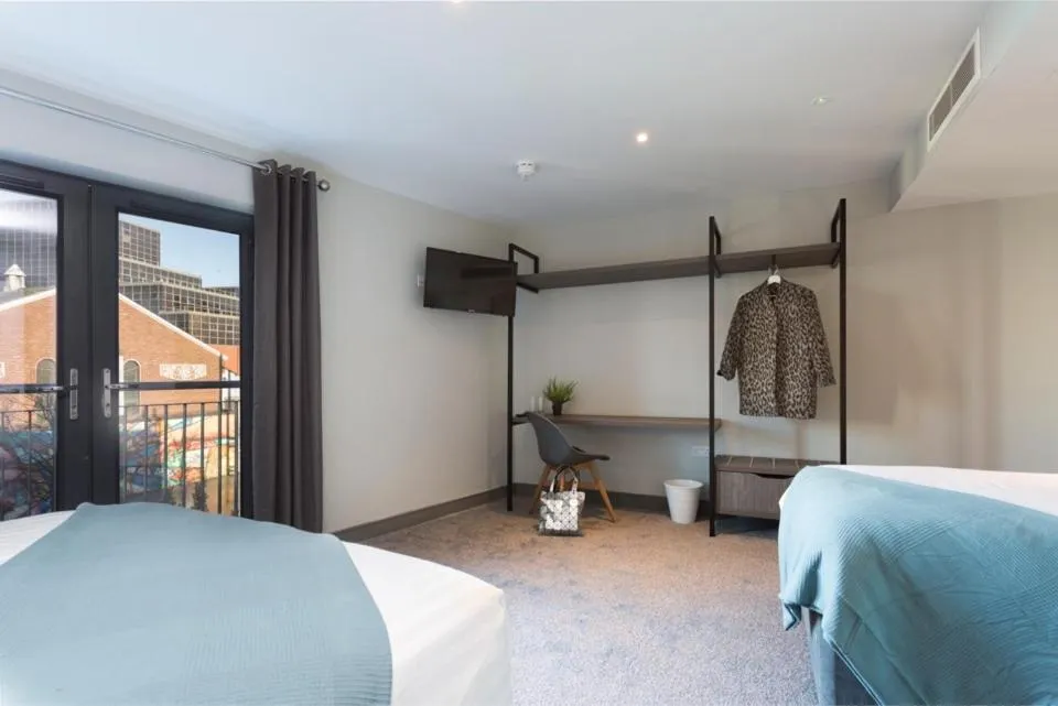 Property building, Bed in Bank Square Town House