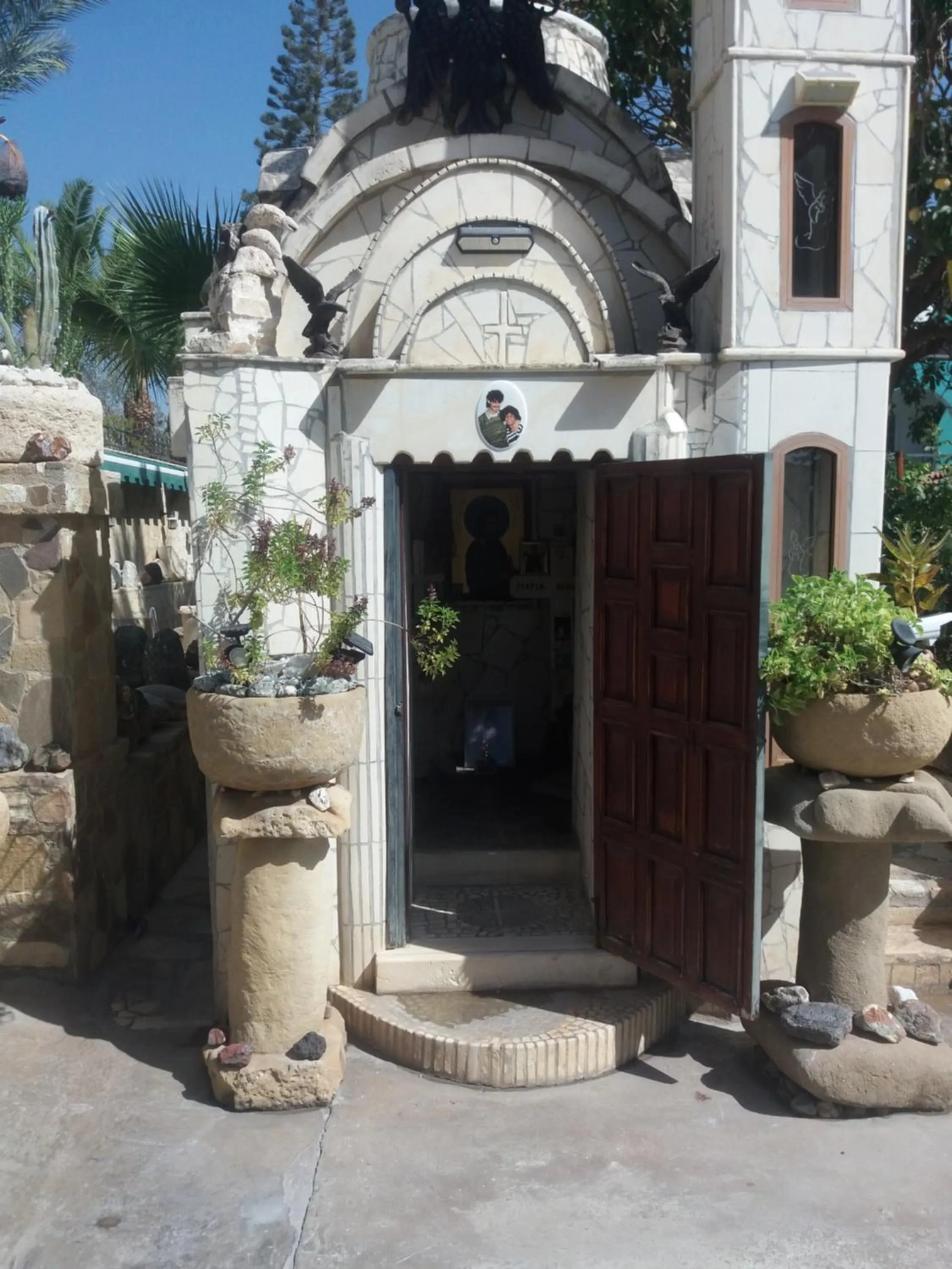 Garden in Greenfields Country Club