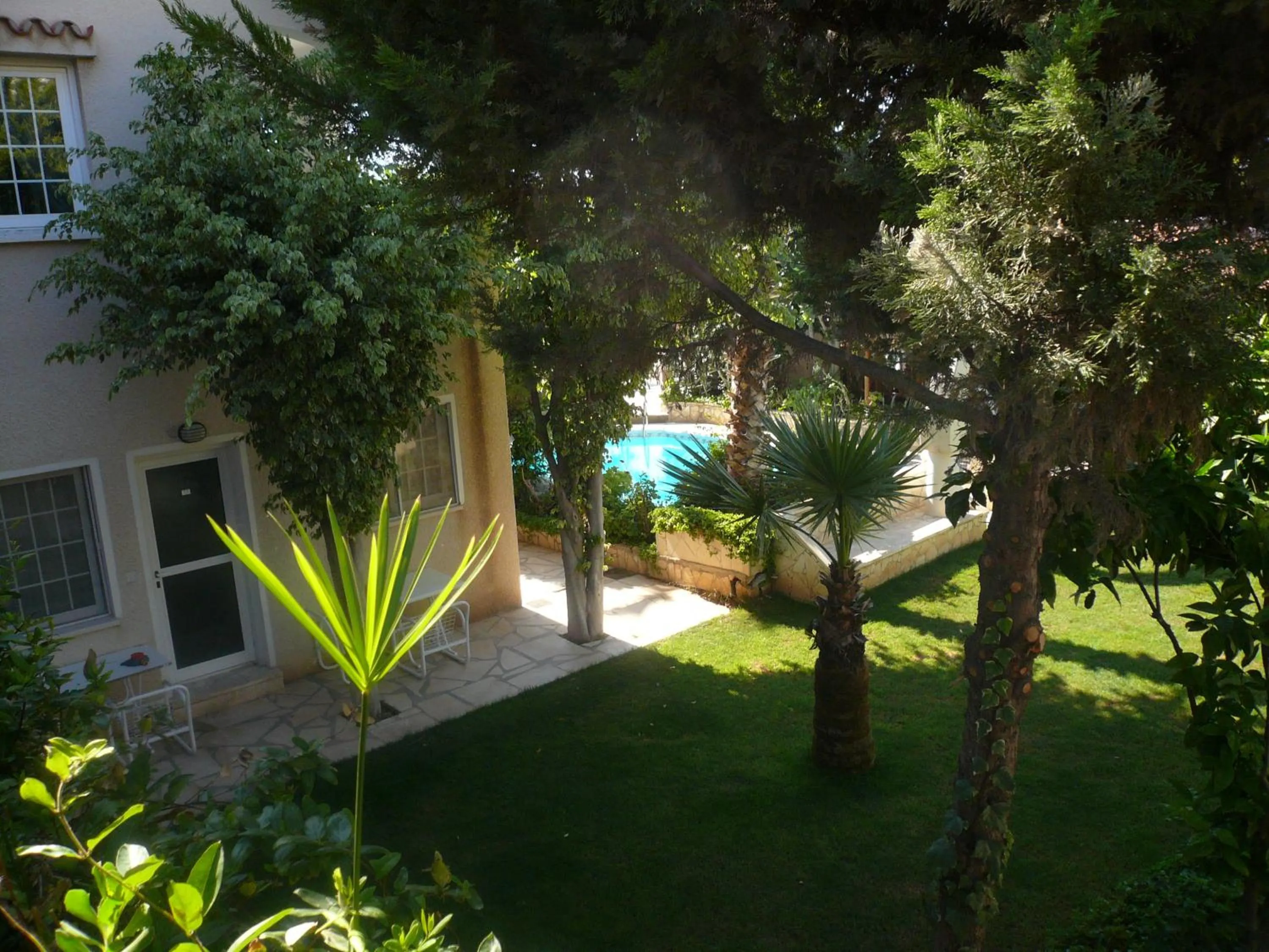 Garden in Greenfields Country Club