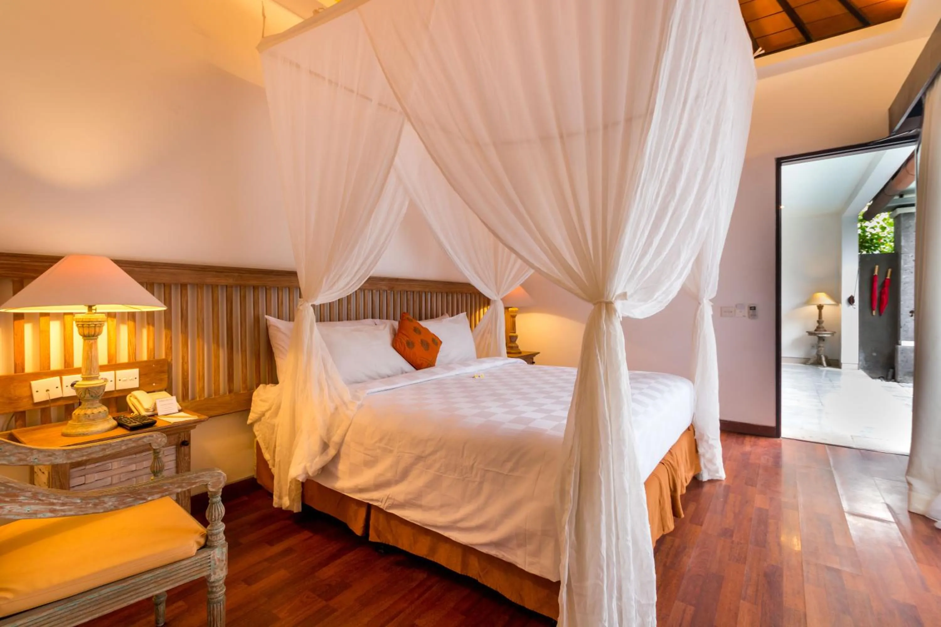 Decorative detail, Bed in New Pondok Sara Villas