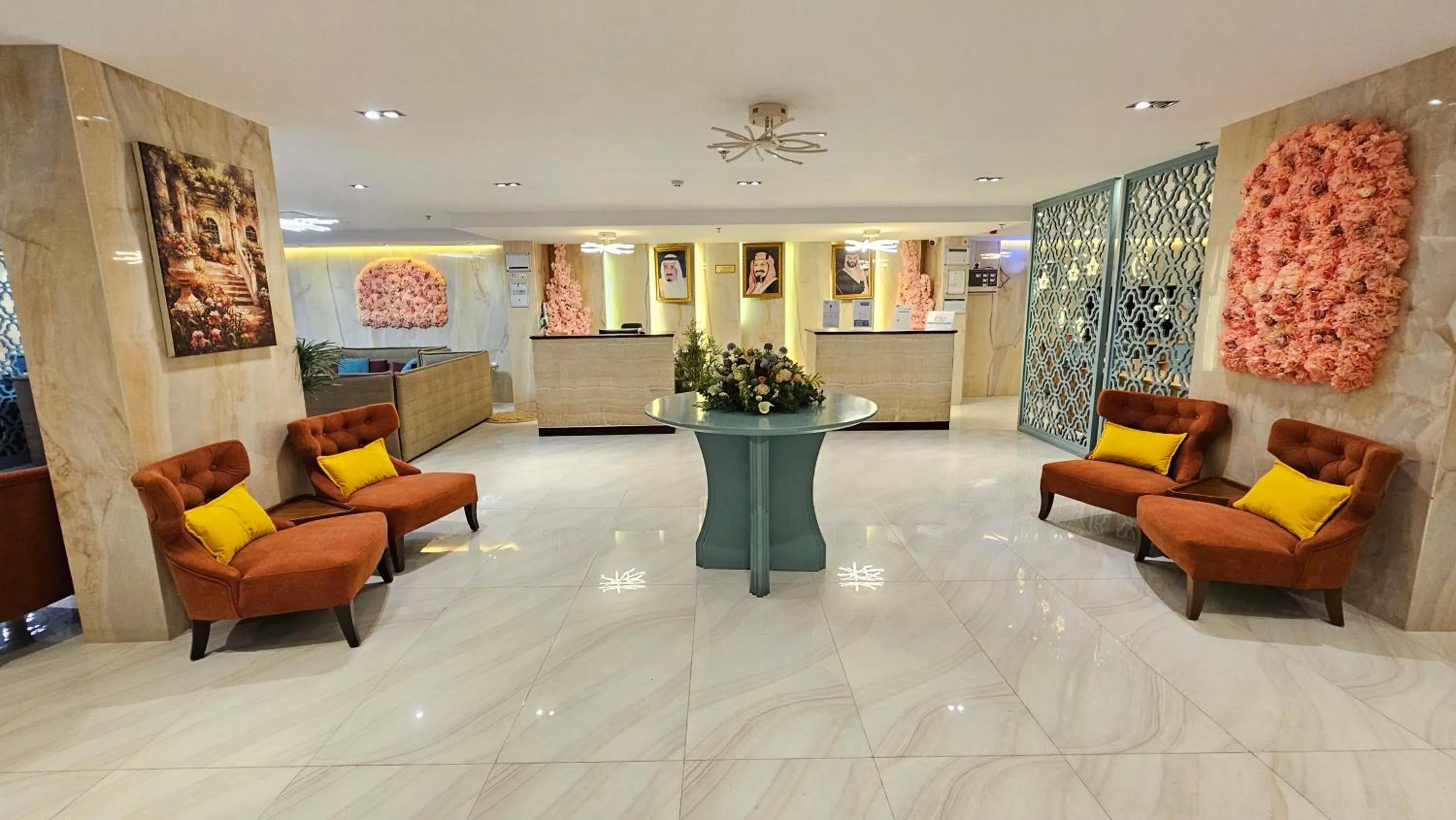 Lobby or reception in Rahhal AlBahr Serviced Apartments