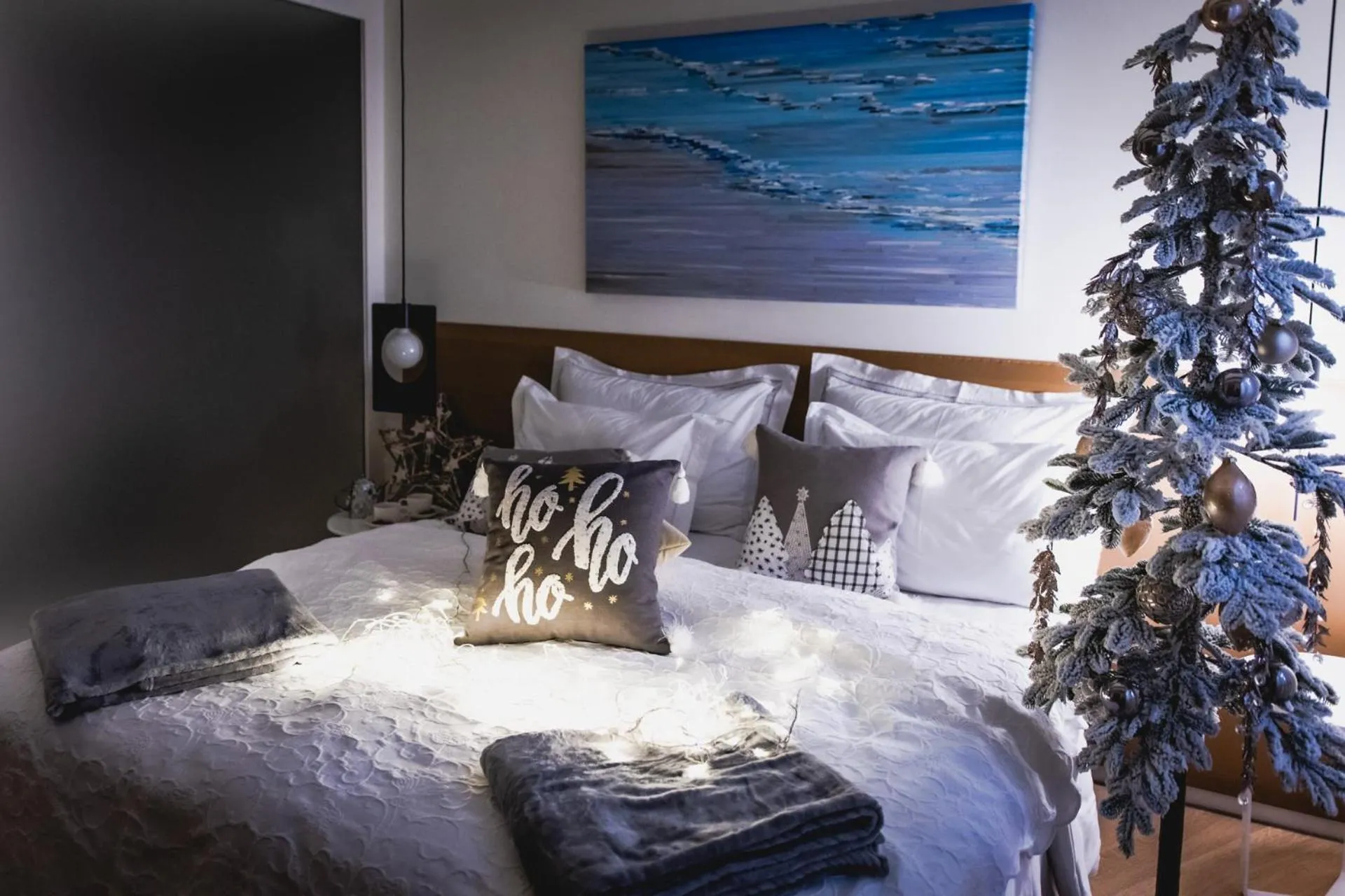 Bedroom, Bed in Villa Pergola