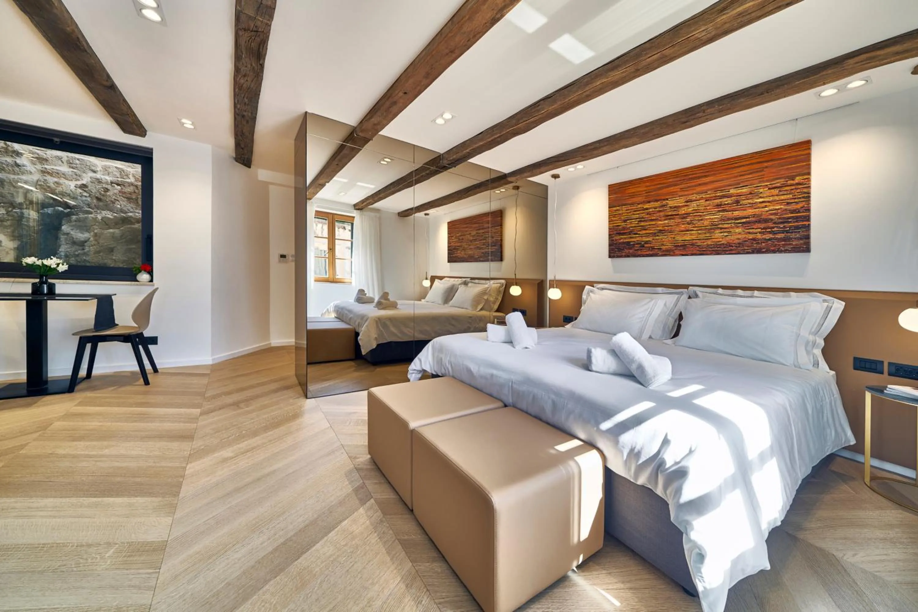 Seating area, Bed in Villa Pergola