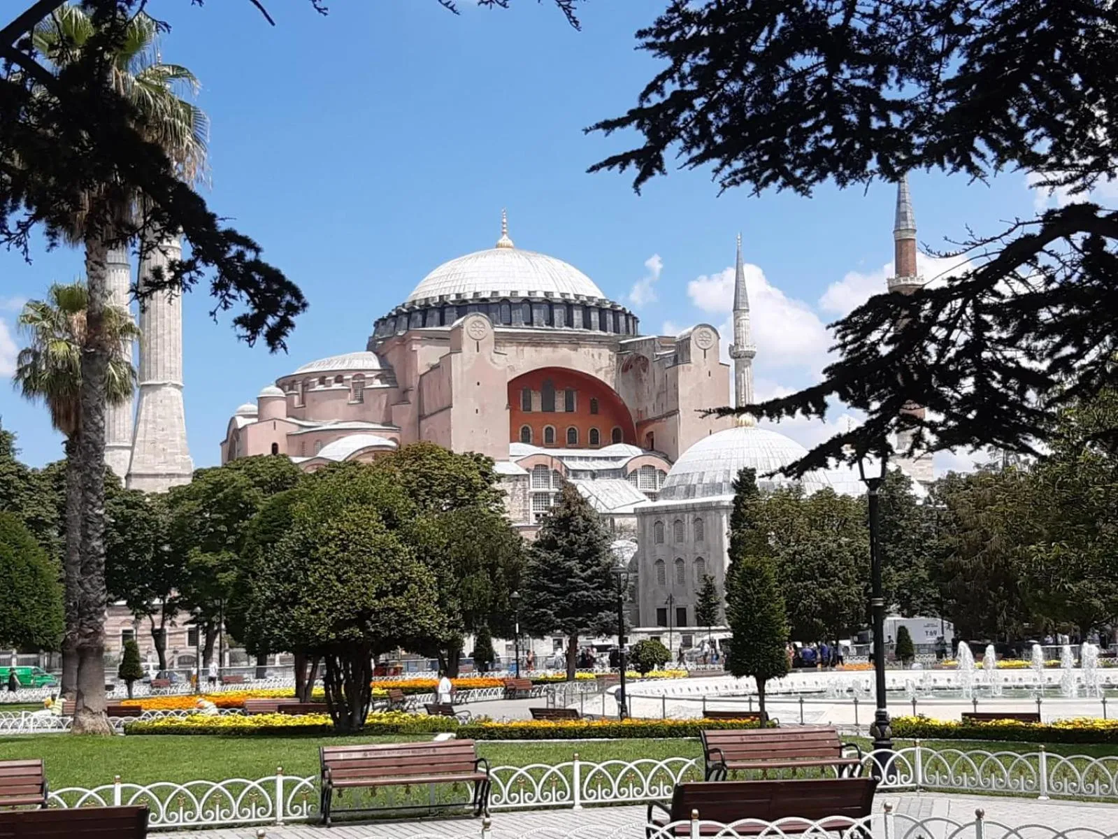 Nearby landmark in Medellin Apart Hotel Istanbul