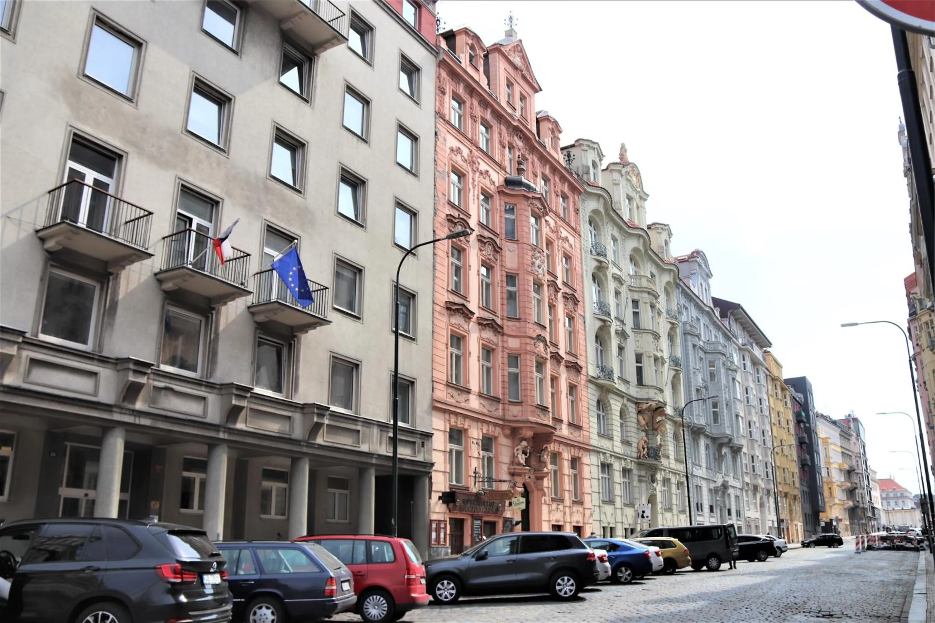 Property building in Flowers apartments