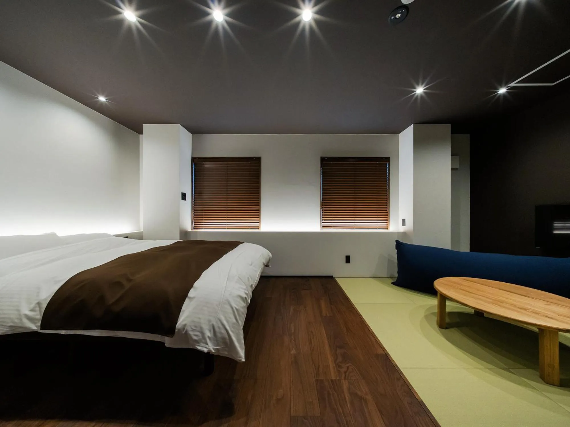 Photo of the whole room, Bed in Yunoyado Mochizuki
