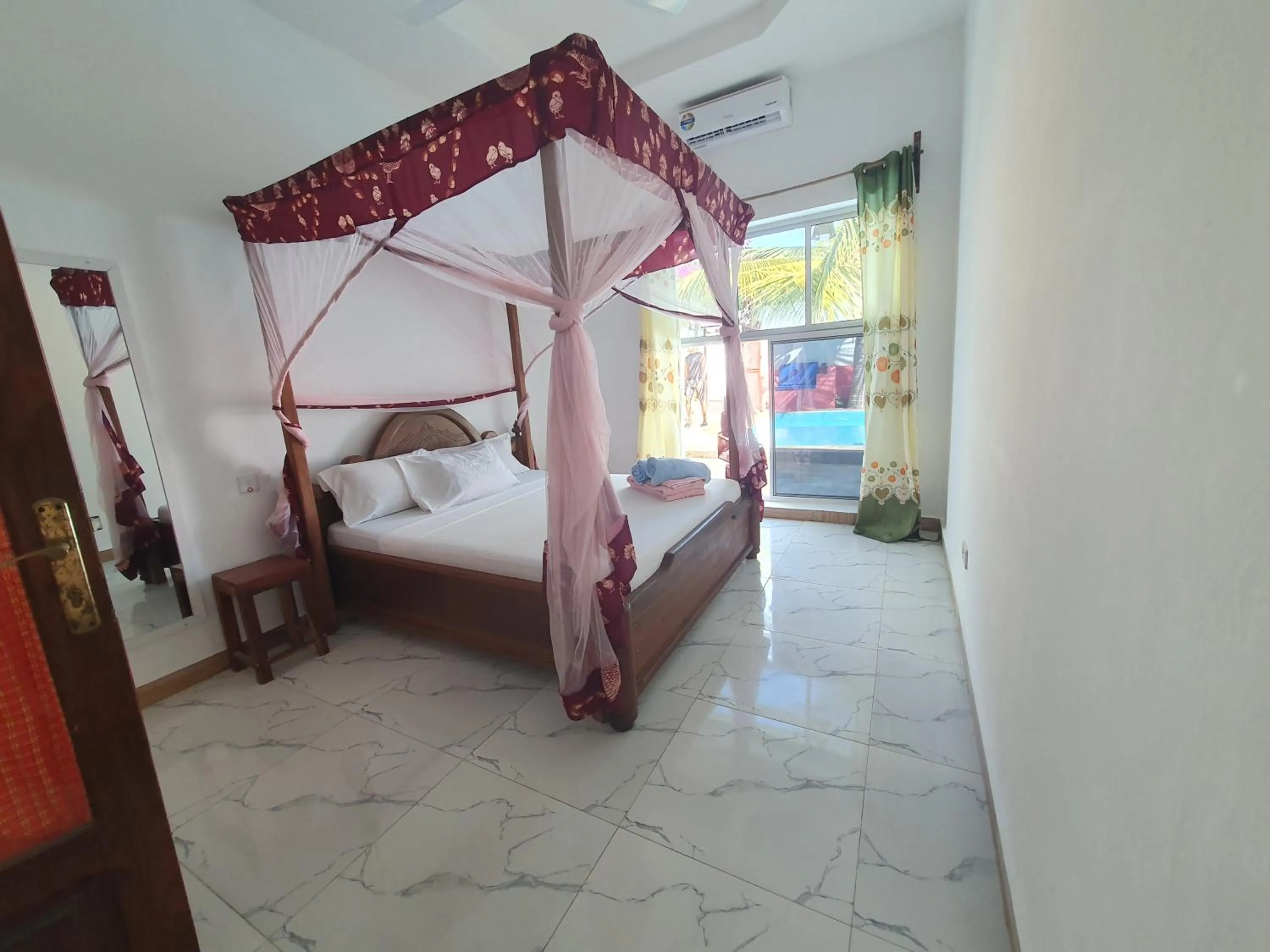Bed in BARIDI VILLA