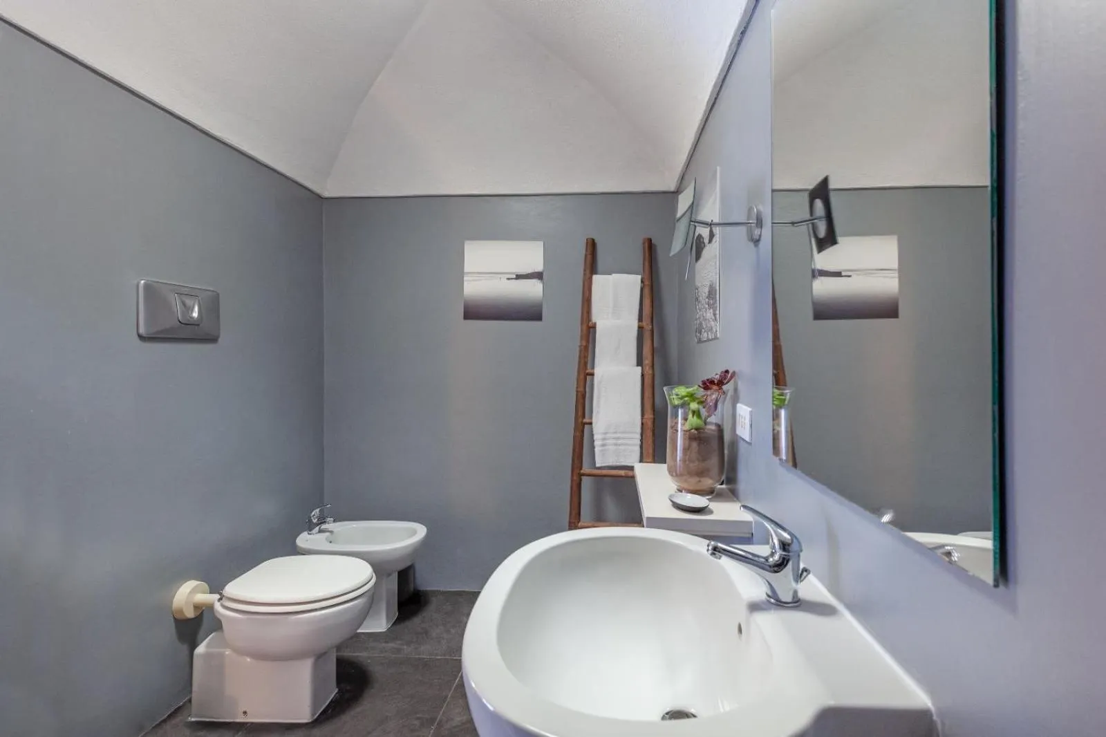 Toilet in Pantelleria Dream Resort