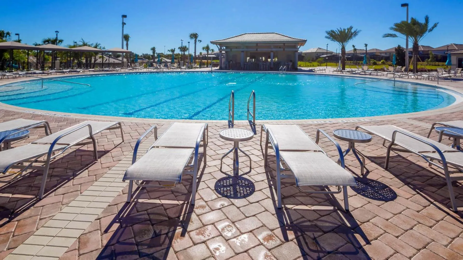 Swimming pool in Mickeys Hideaway - 5 bed ChampionsGate pool home