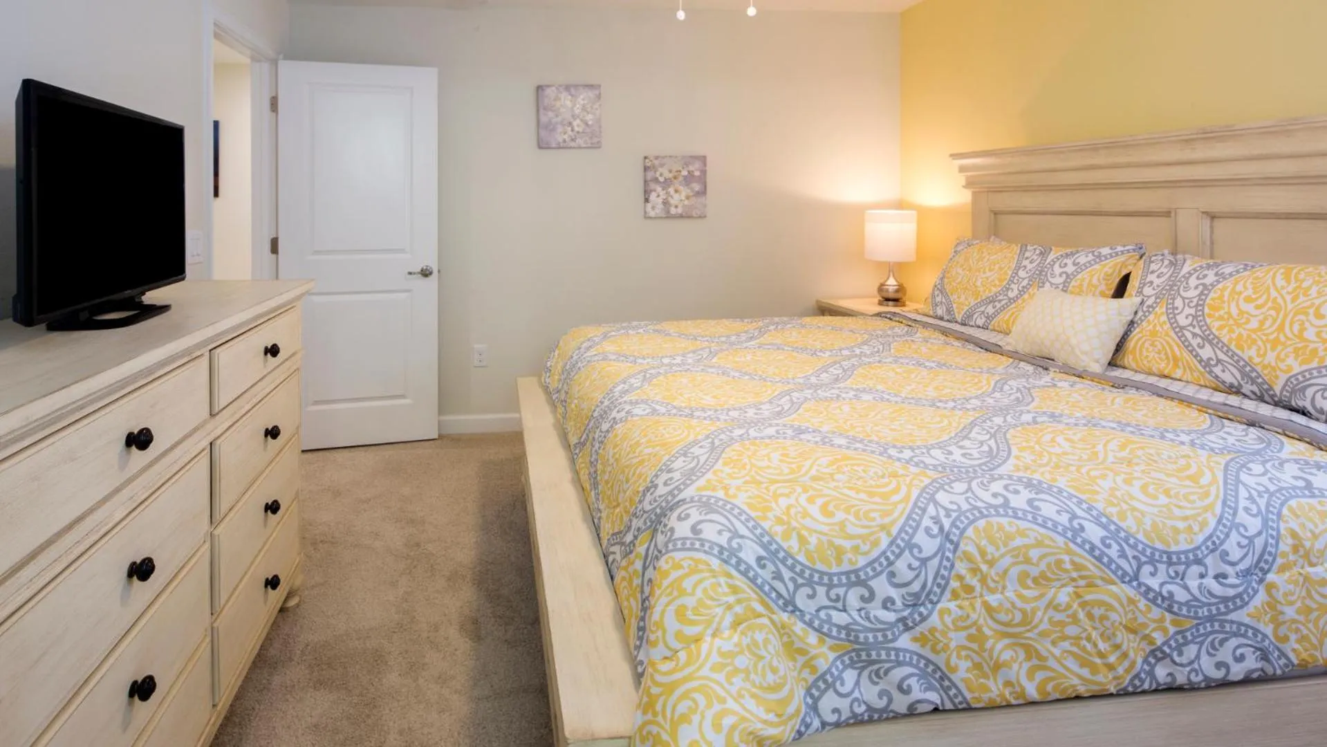 Bedroom, Bed in Mickeys Hideaway - 5 bed ChampionsGate pool home