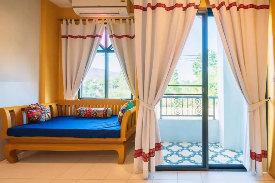 Bed in La Reina Maroc Hotel ปากช่อง เขาใหญ่