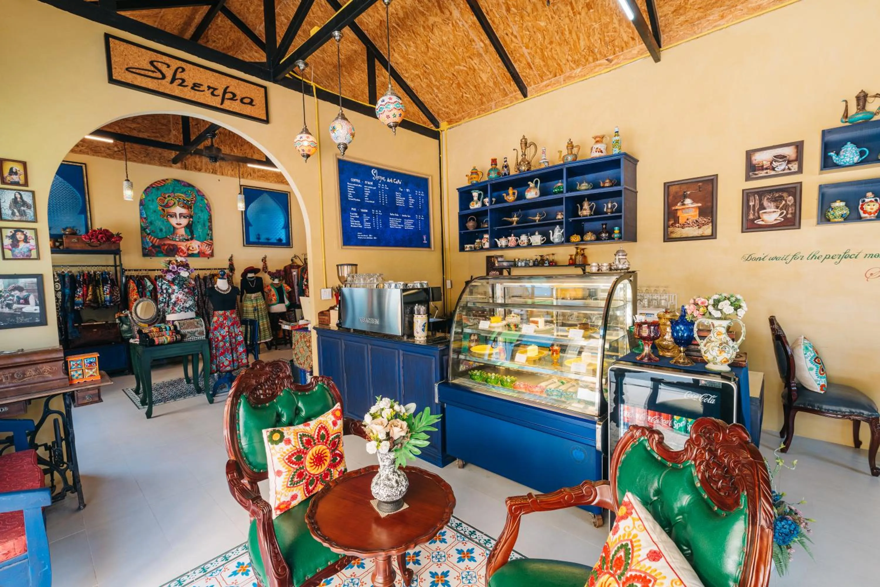 On-site shops in La Reina Maroc Hotel ปากช่อง เขาใหญ่