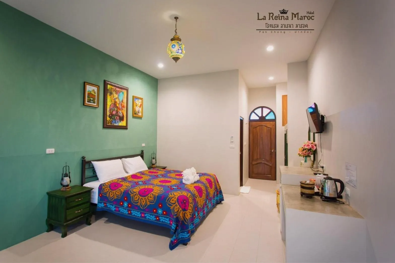 Bed in La Reina Maroc Hotel ปากช่อง เขาใหญ่