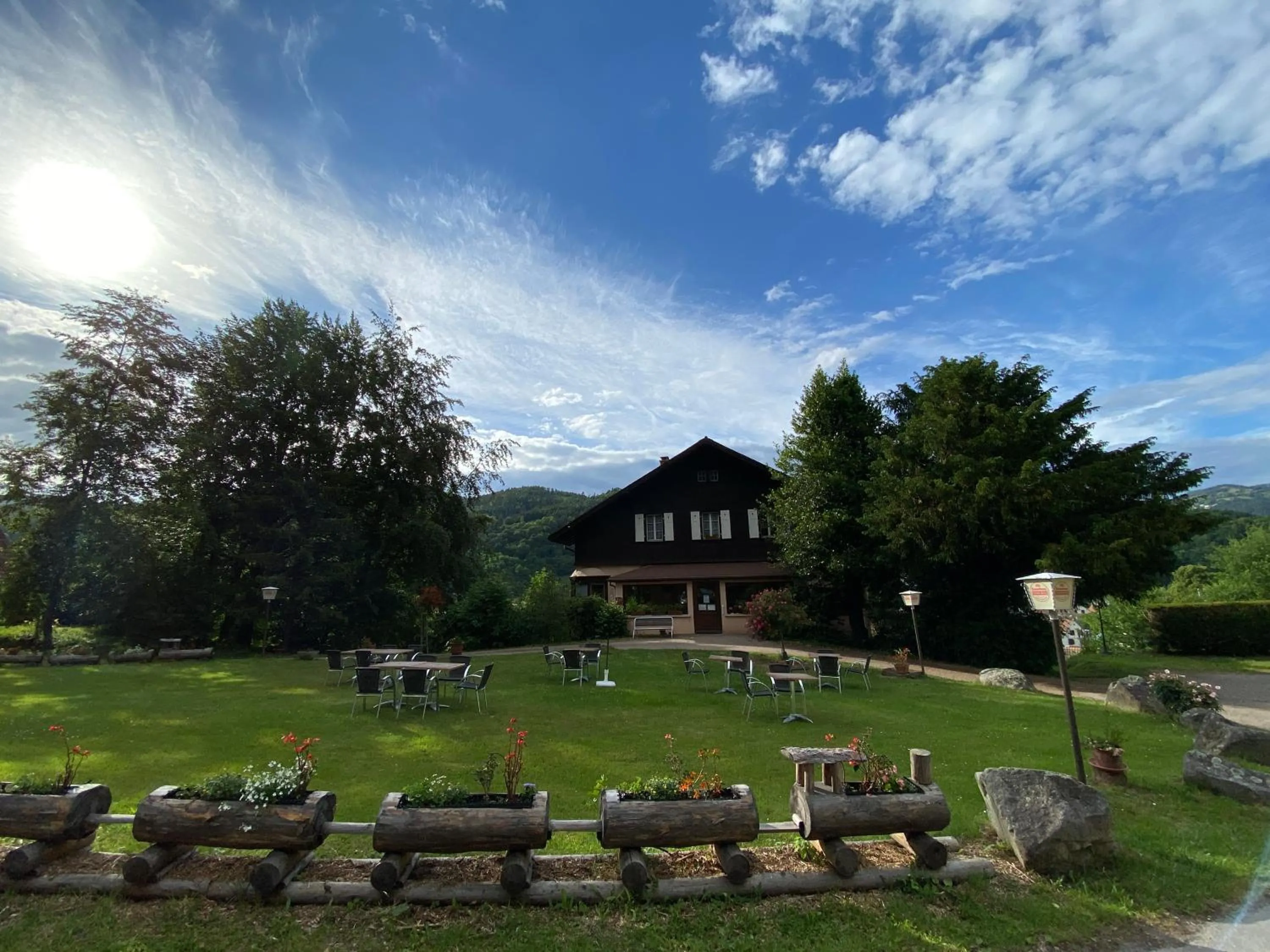 Property building in Le Chalet