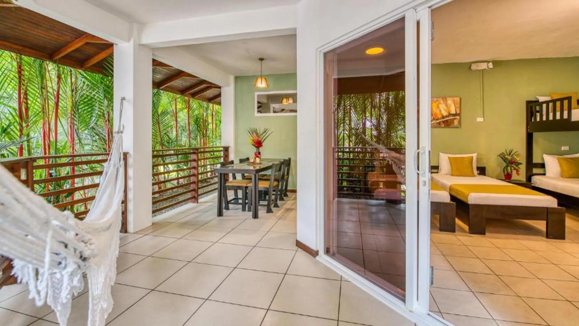 Balcony/Terrace, Bed in Terrazas del Caribe Hotel
