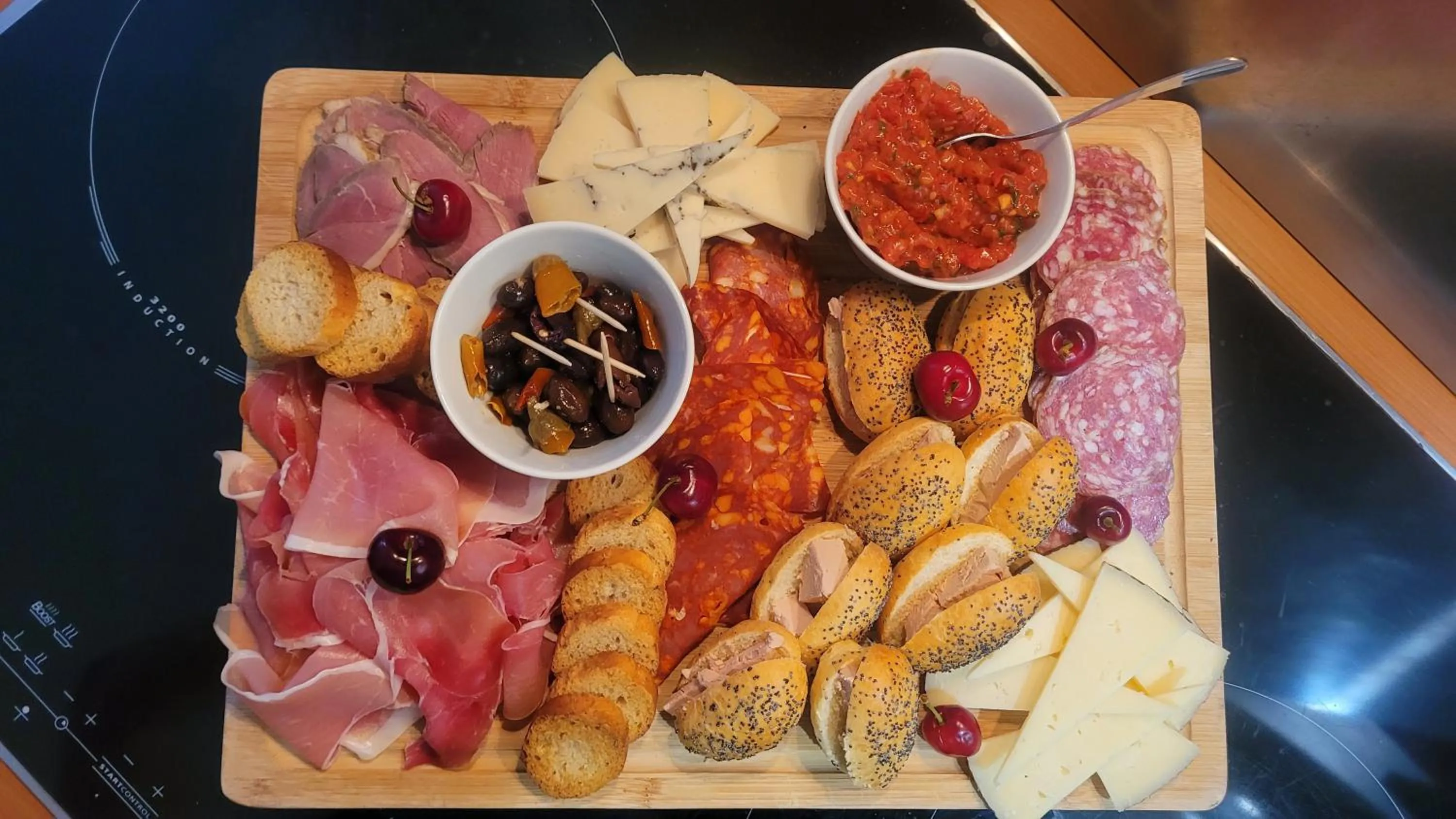 Restaurant/places to eat in hôtel Le Synaya