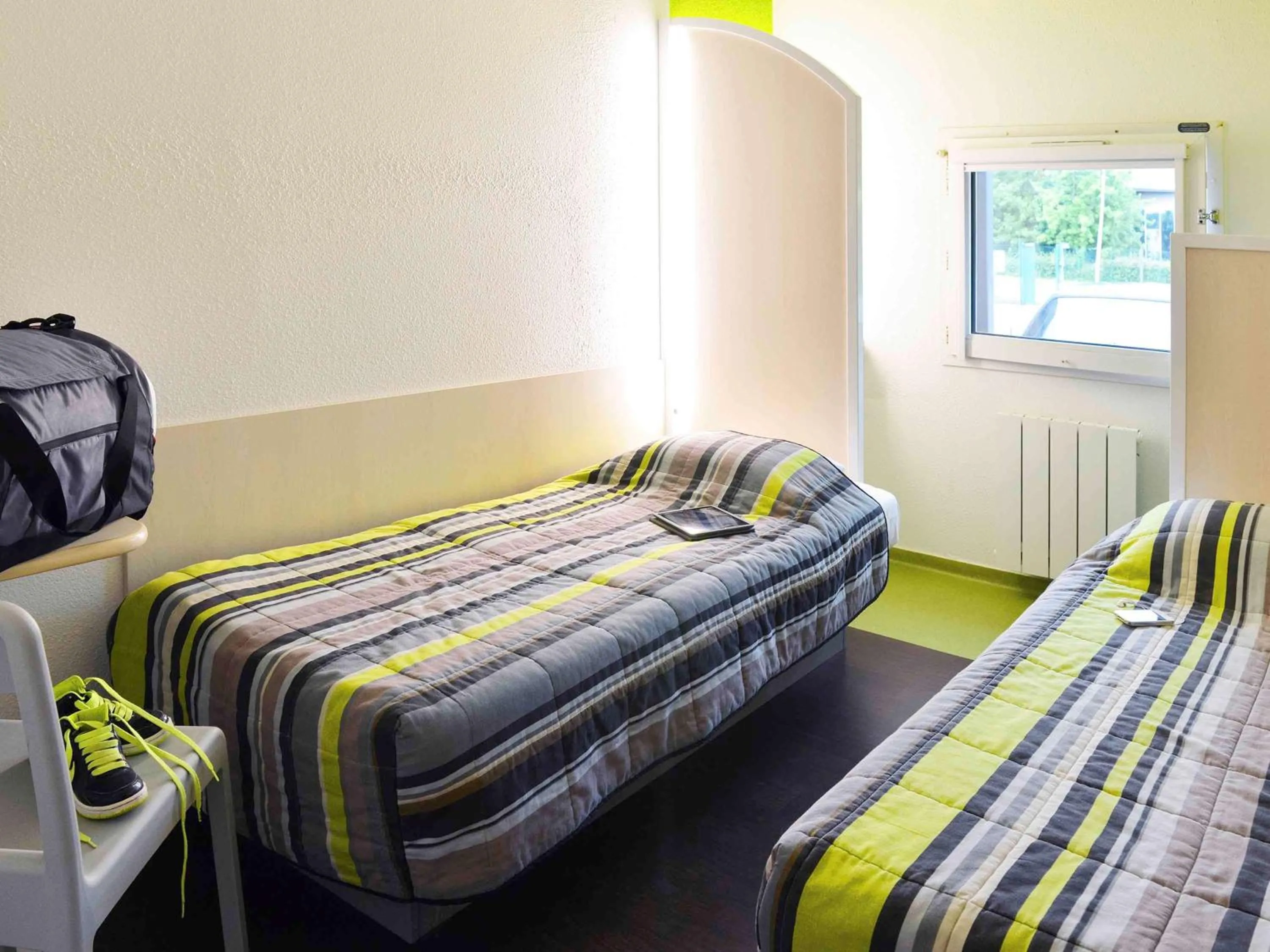 Photo of the whole room, Bed in hotelF1 Blois