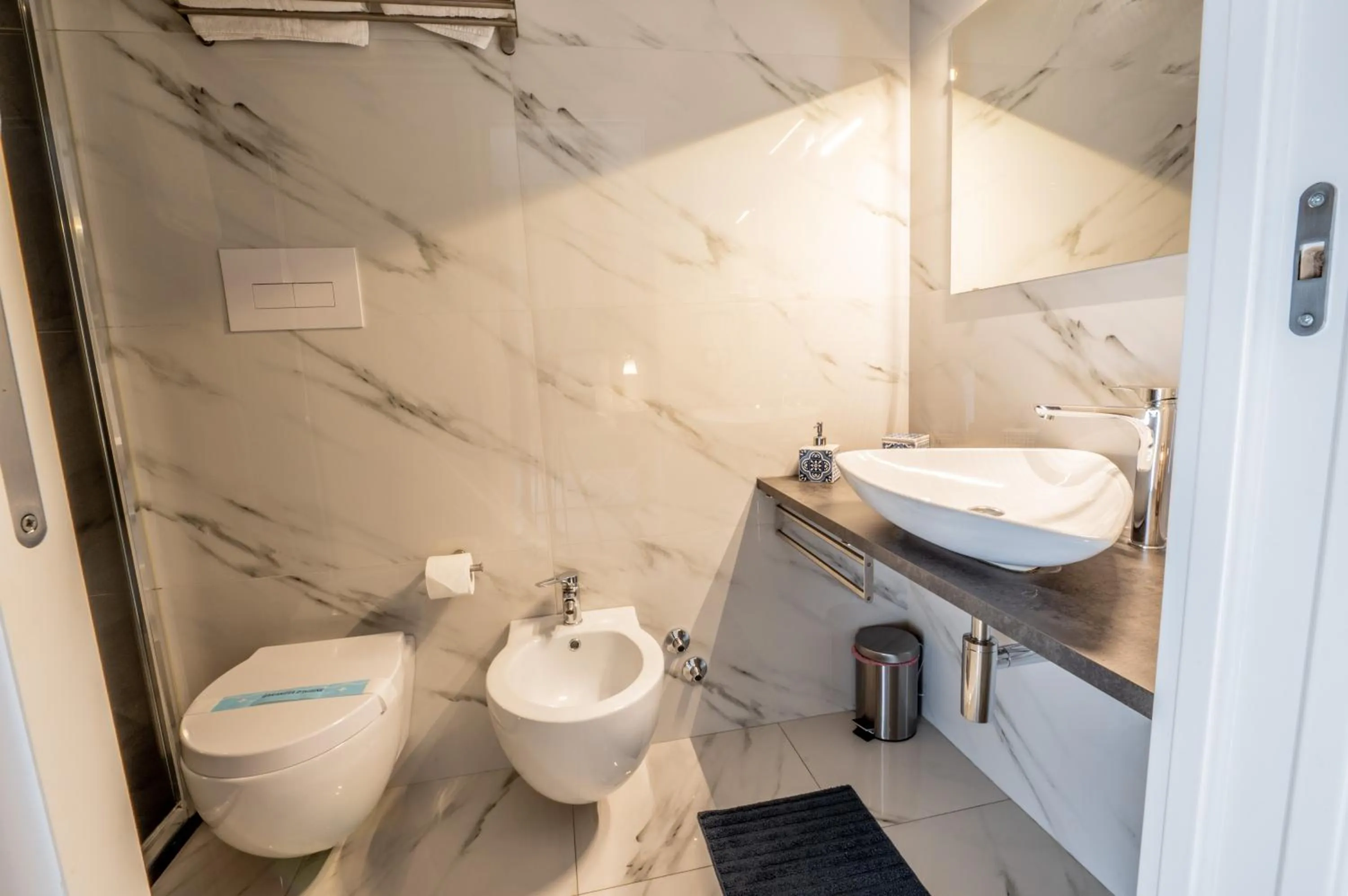 Bathroom in Eolian Port B&B