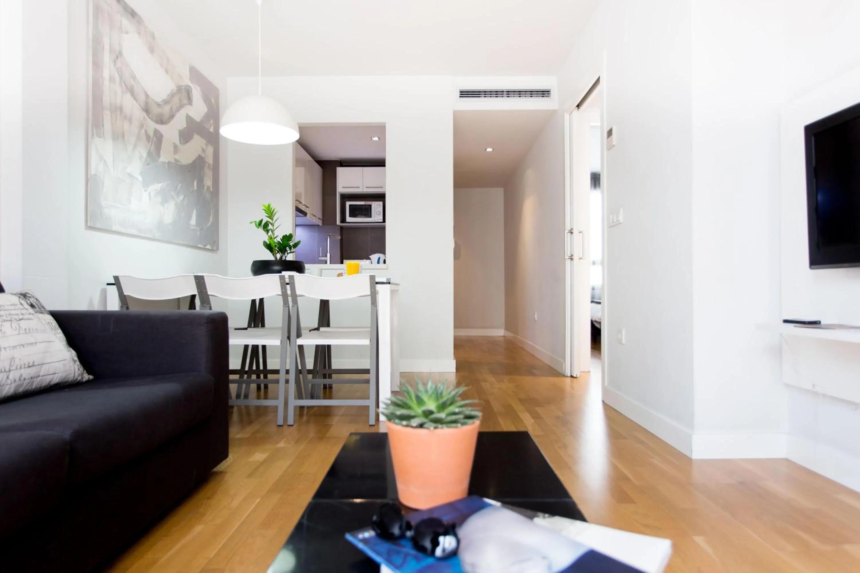 Kitchen or kitchenette in Mon Suites Catedral