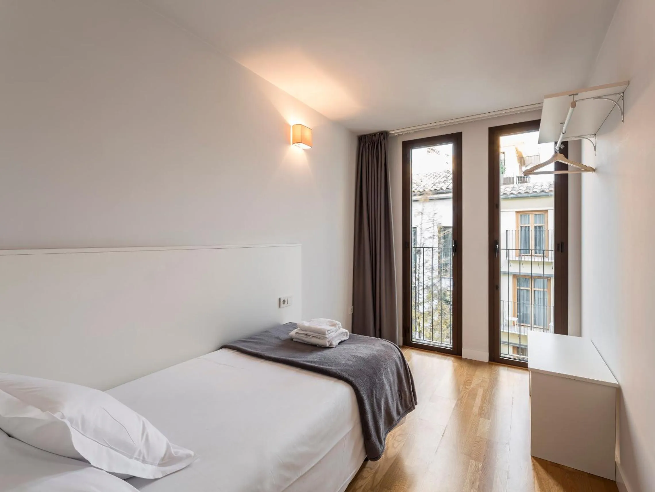 Bed in Mon Suites Catedral