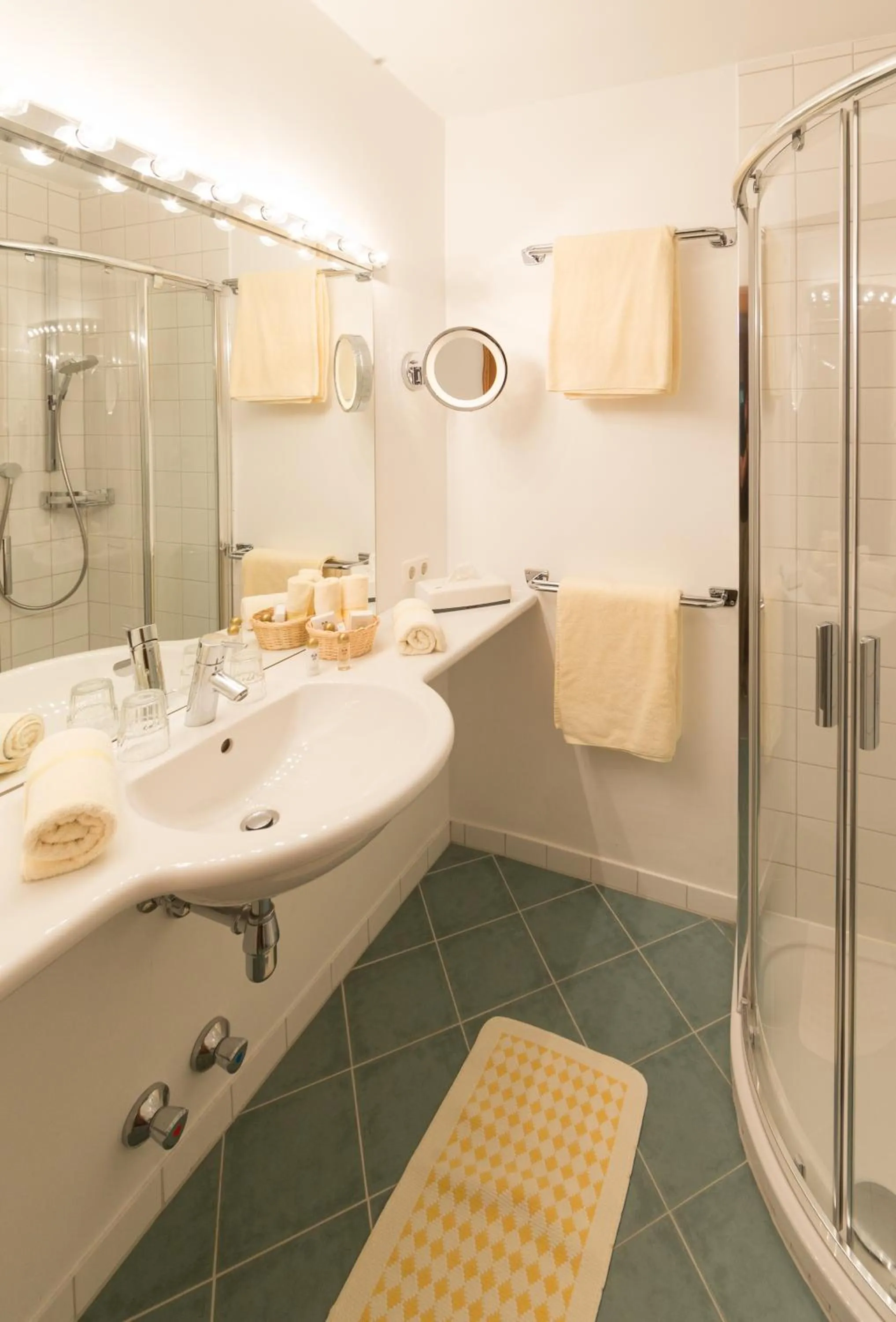Bathroom in Der Erlhof Restaurant & Landhotel