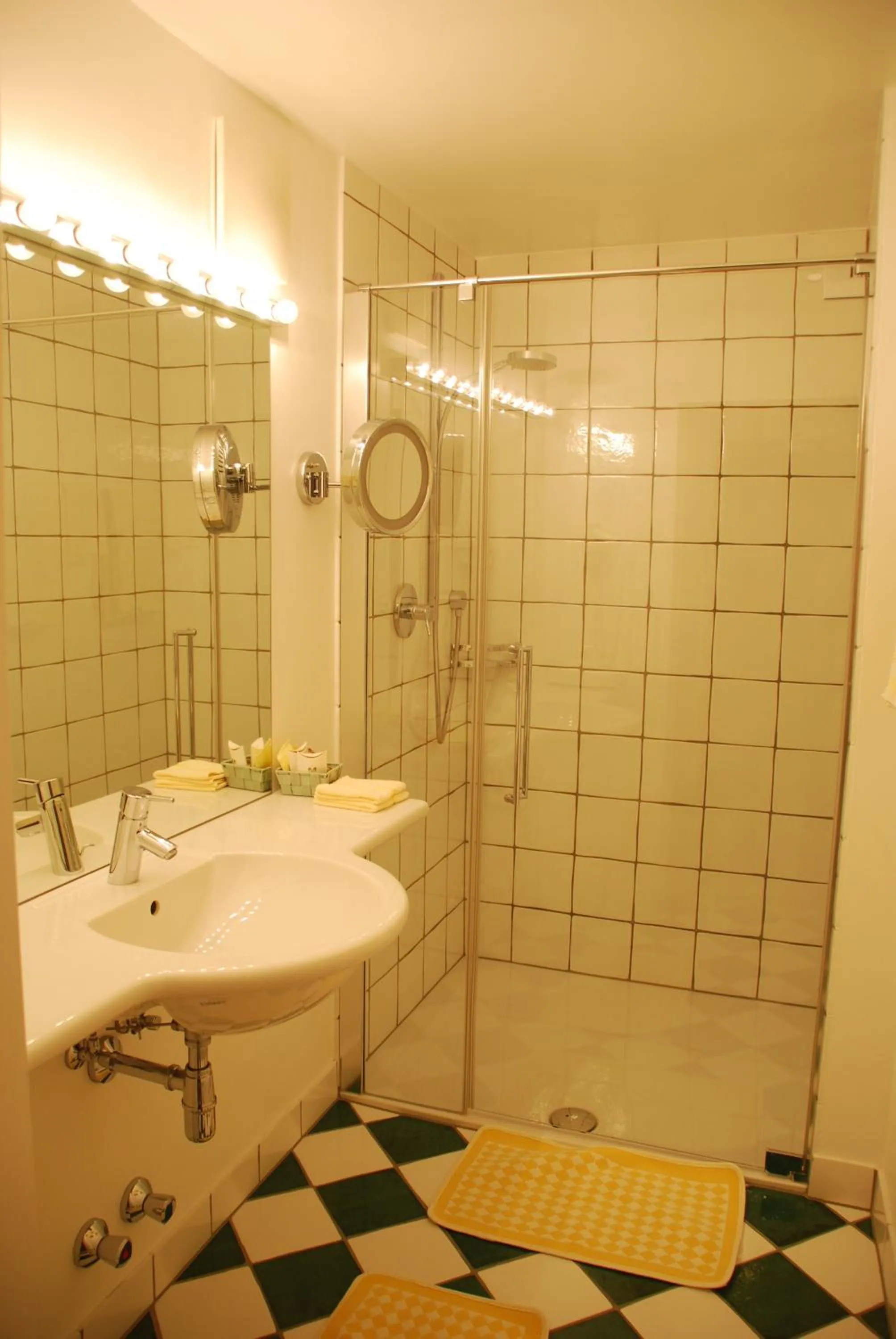 Bathroom in Der Erlhof Restaurant & Landhotel