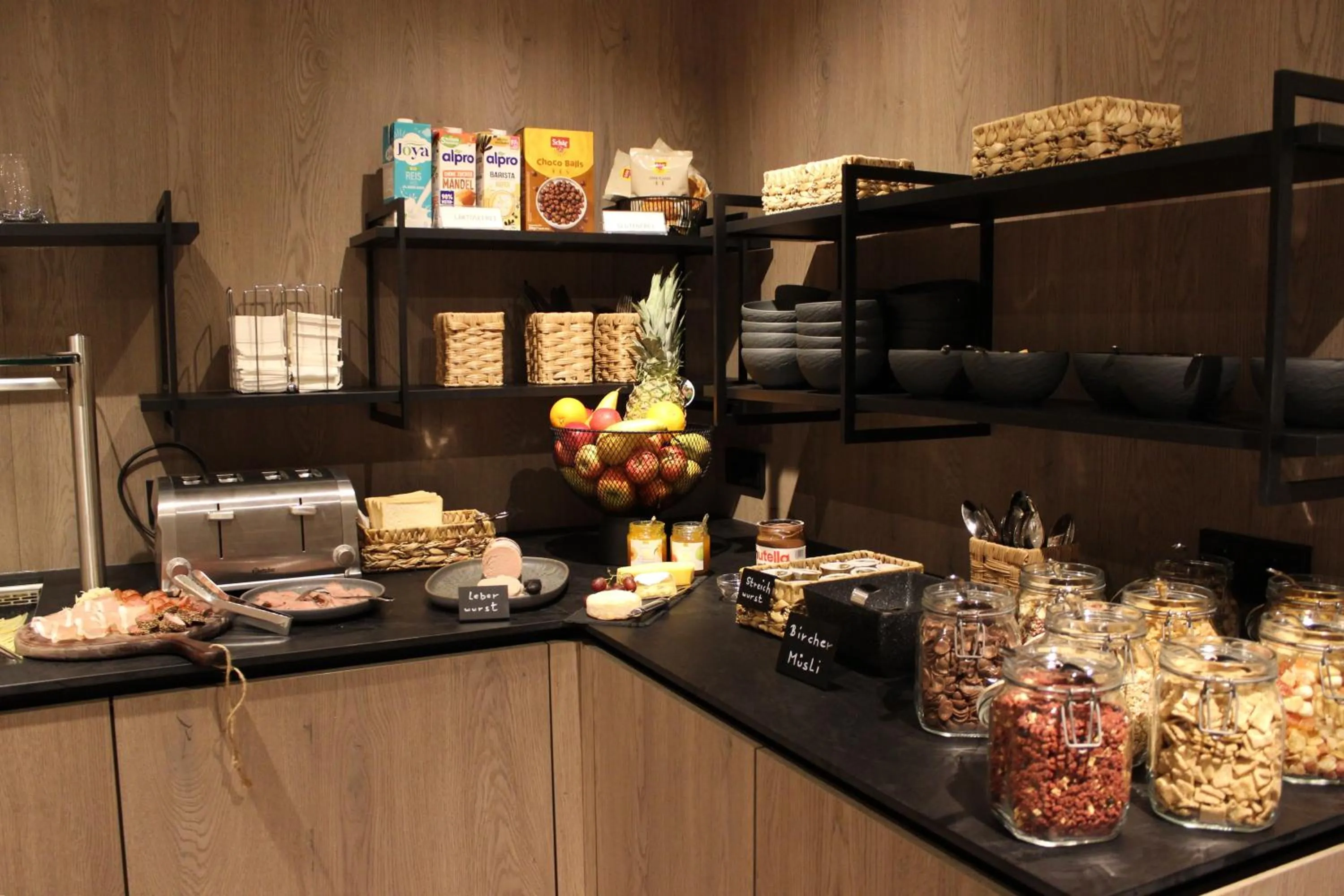 Breakfast in Pension Michael