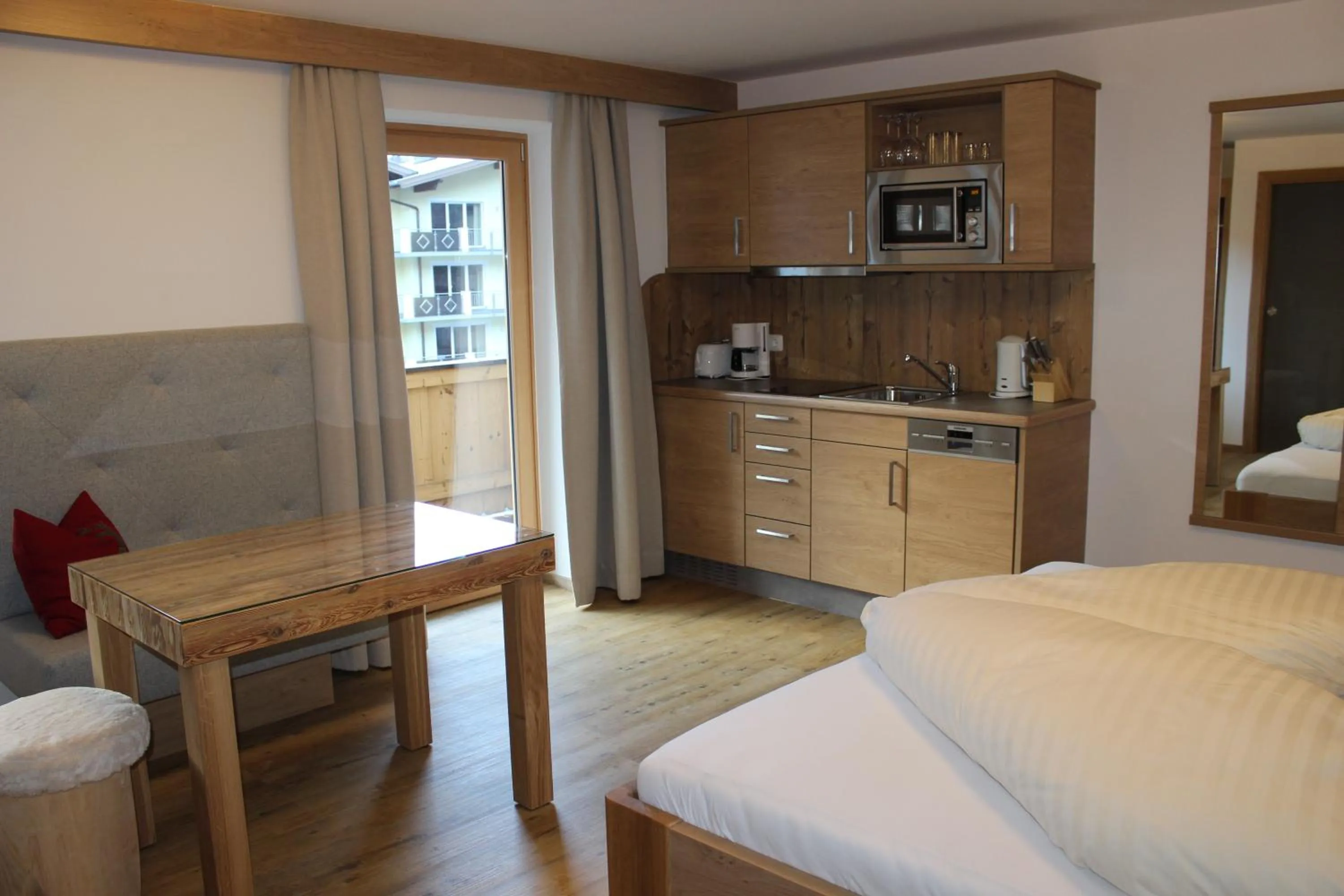 Kitchen or kitchenette, Bed in Pension Michael