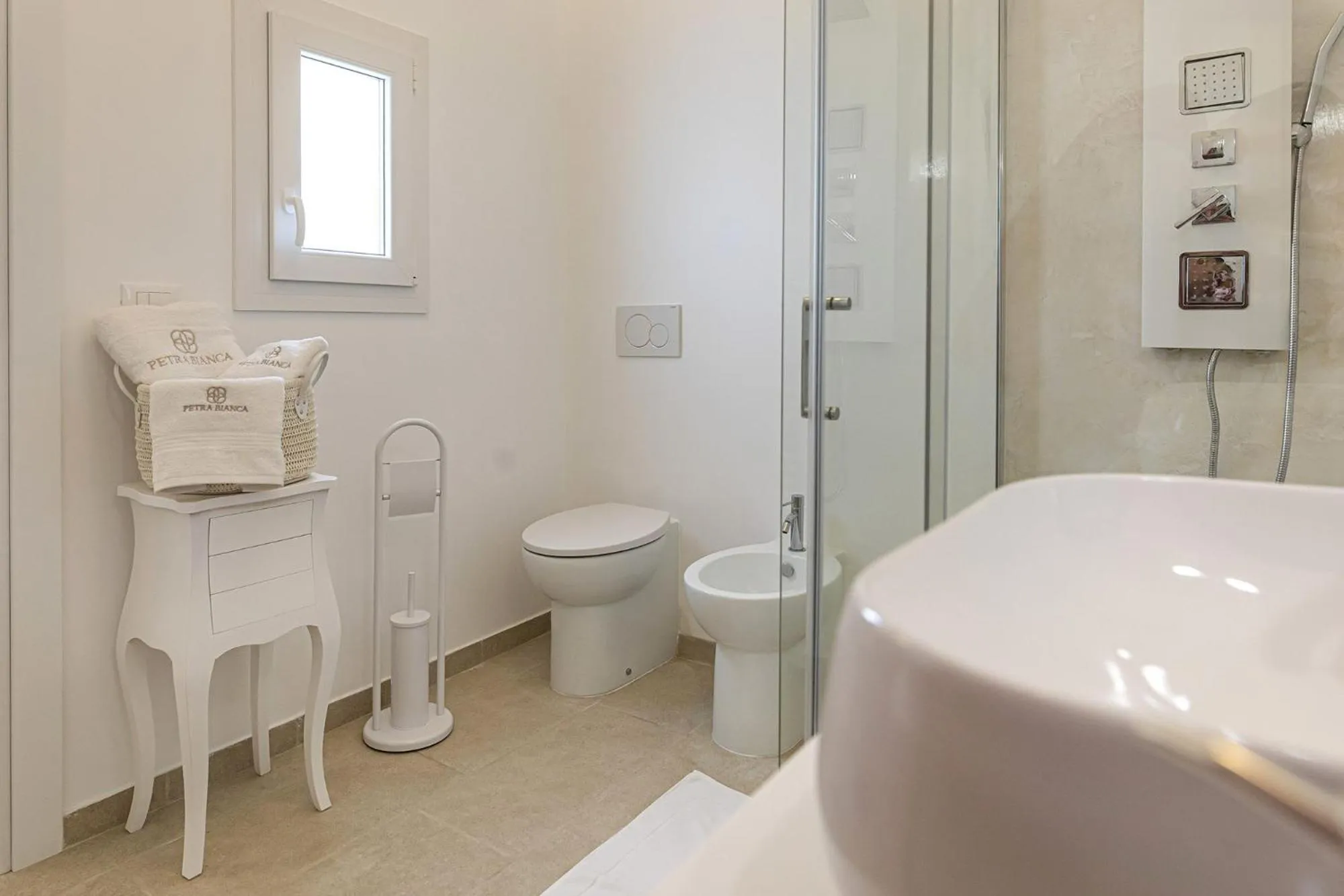 Bathroom in Petra Bianca