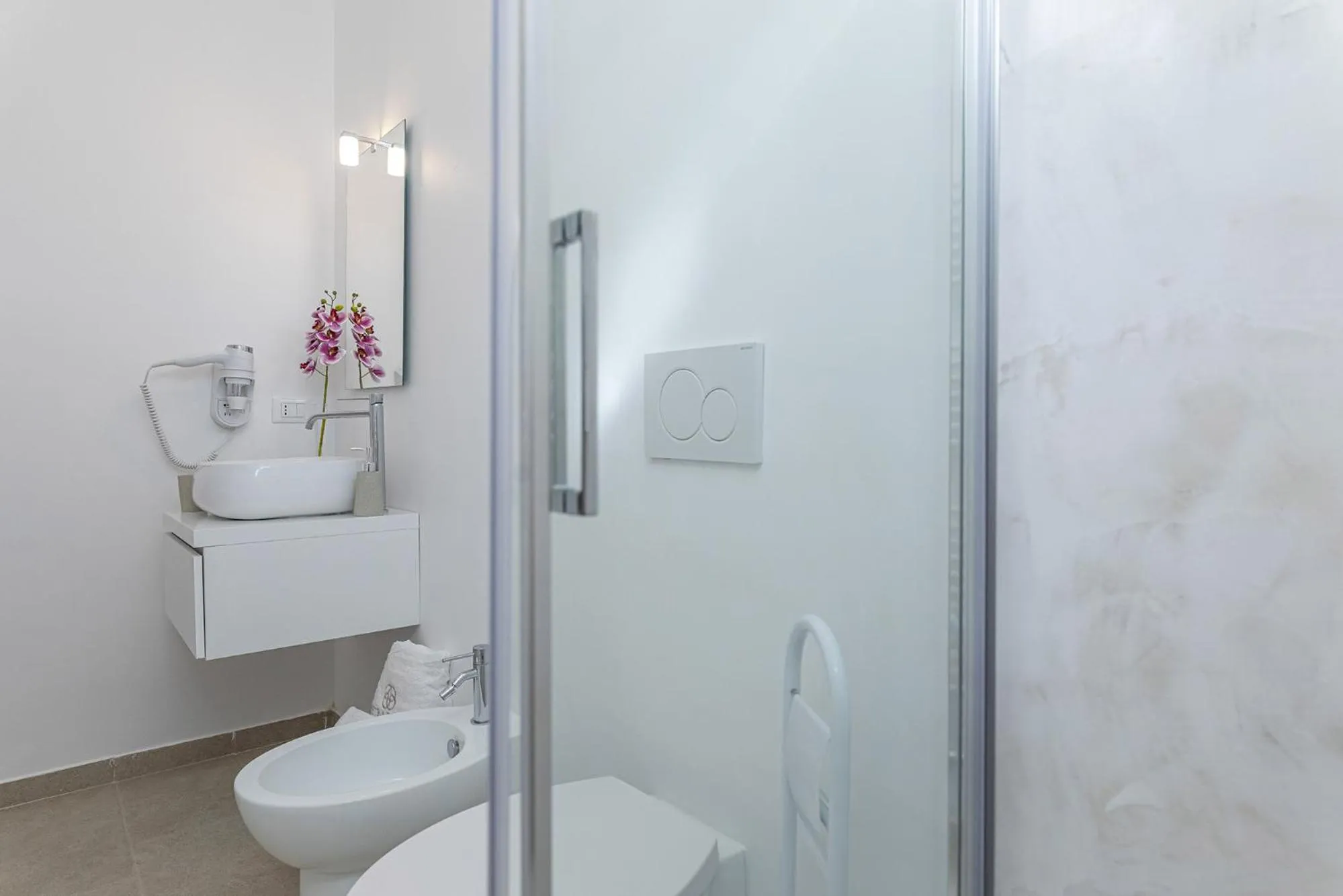 Bathroom in Petra Bianca