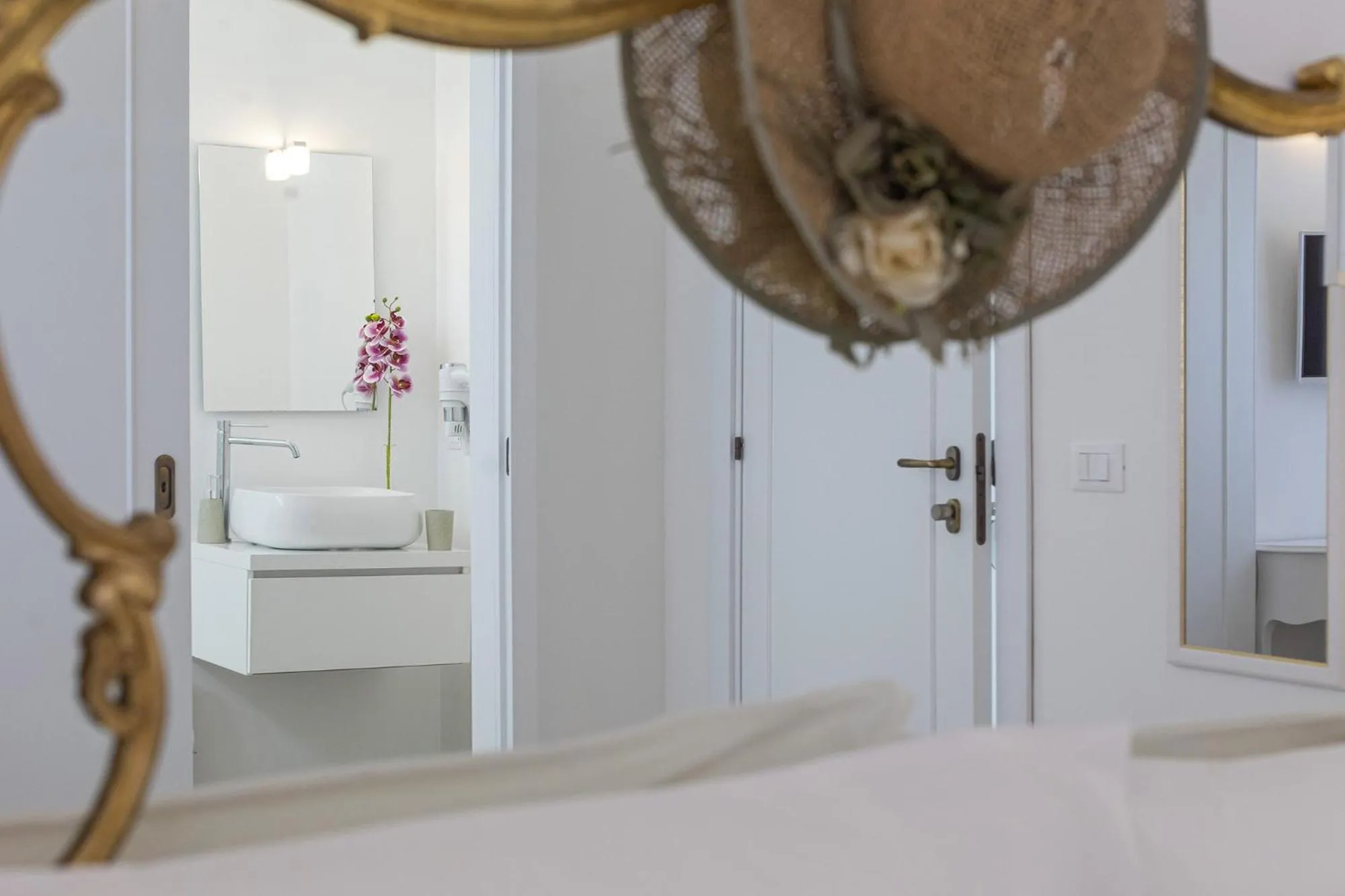 Bedroom, Bed in Petra Bianca