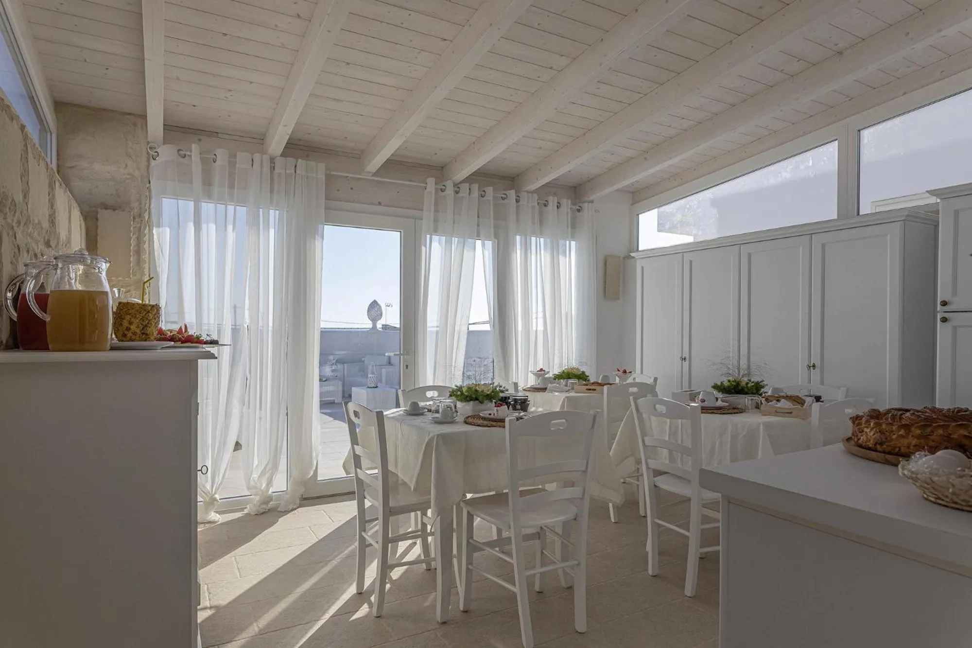 Breakfast in Petra Bianca