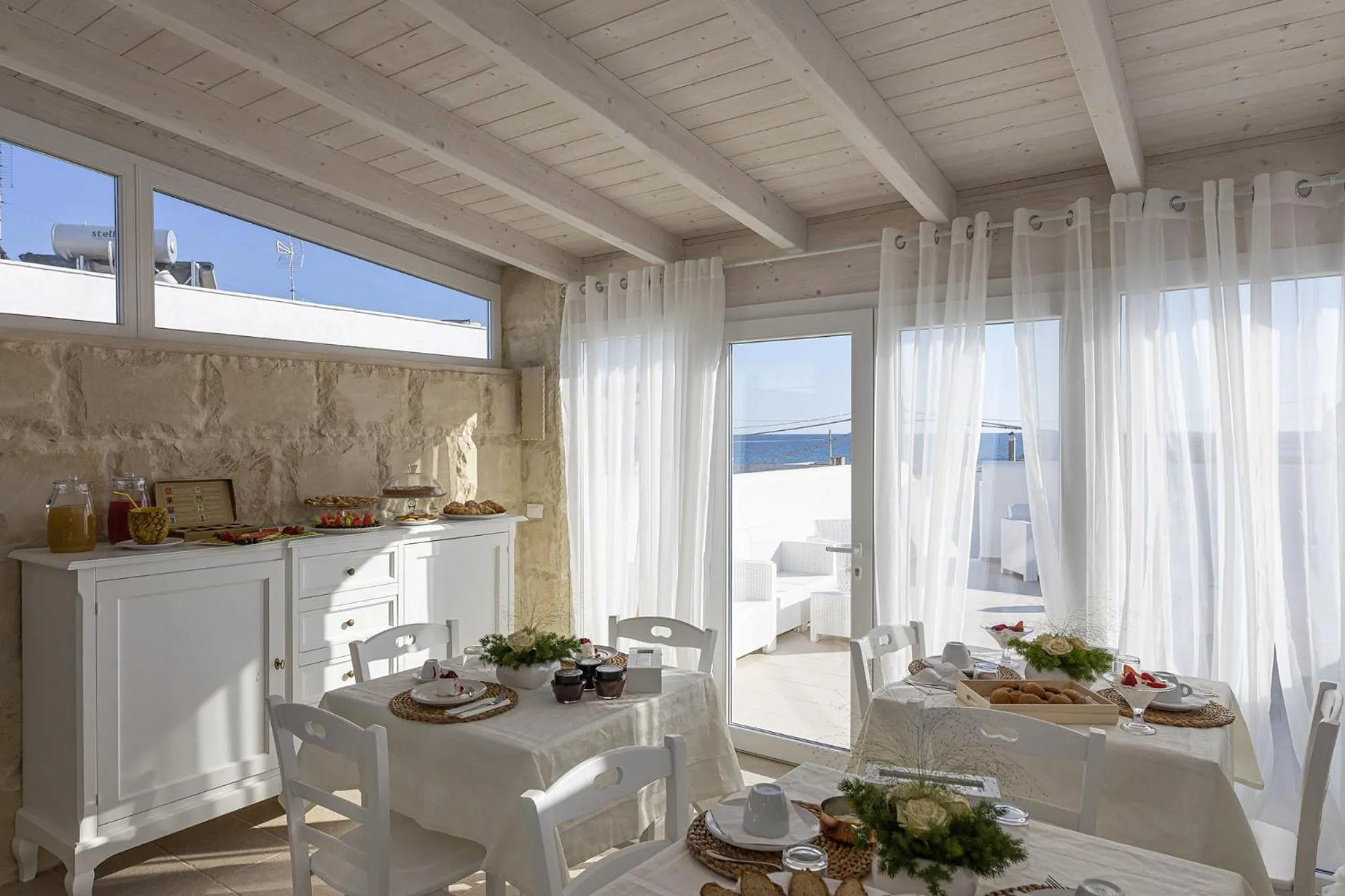 Breakfast in Petra Bianca