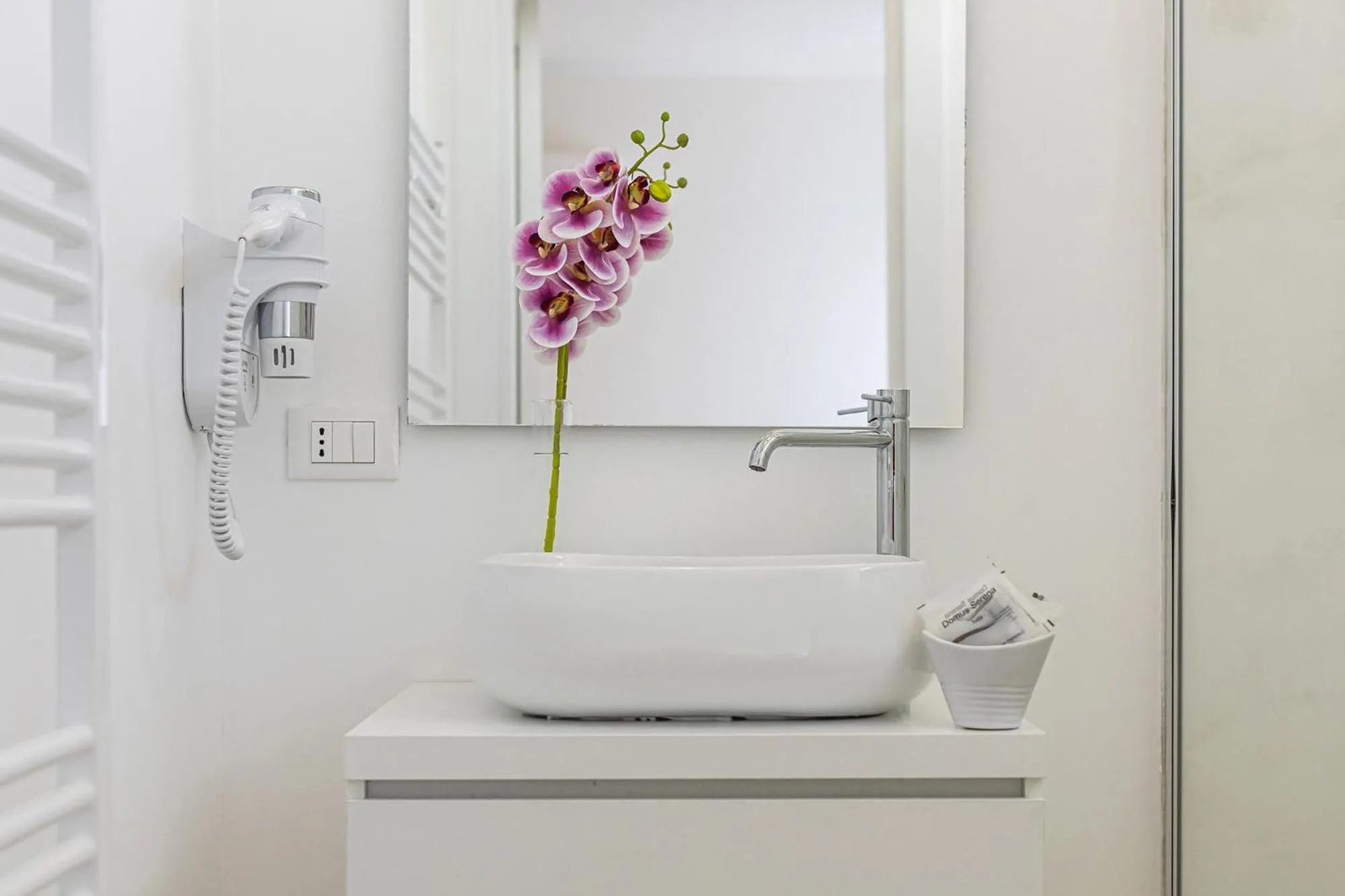 Bathroom in Petra Bianca