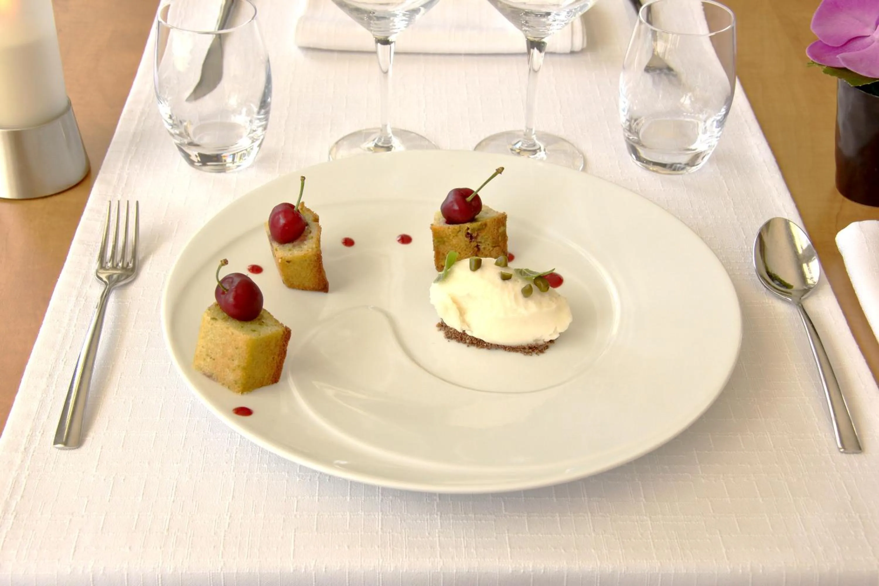 Food in Hôtel de la Plage