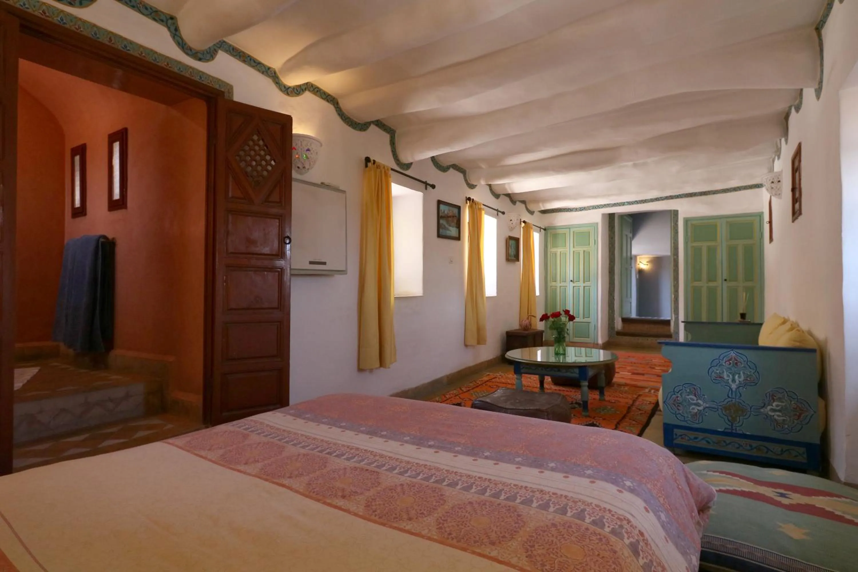 Bed in Ryad El Borj